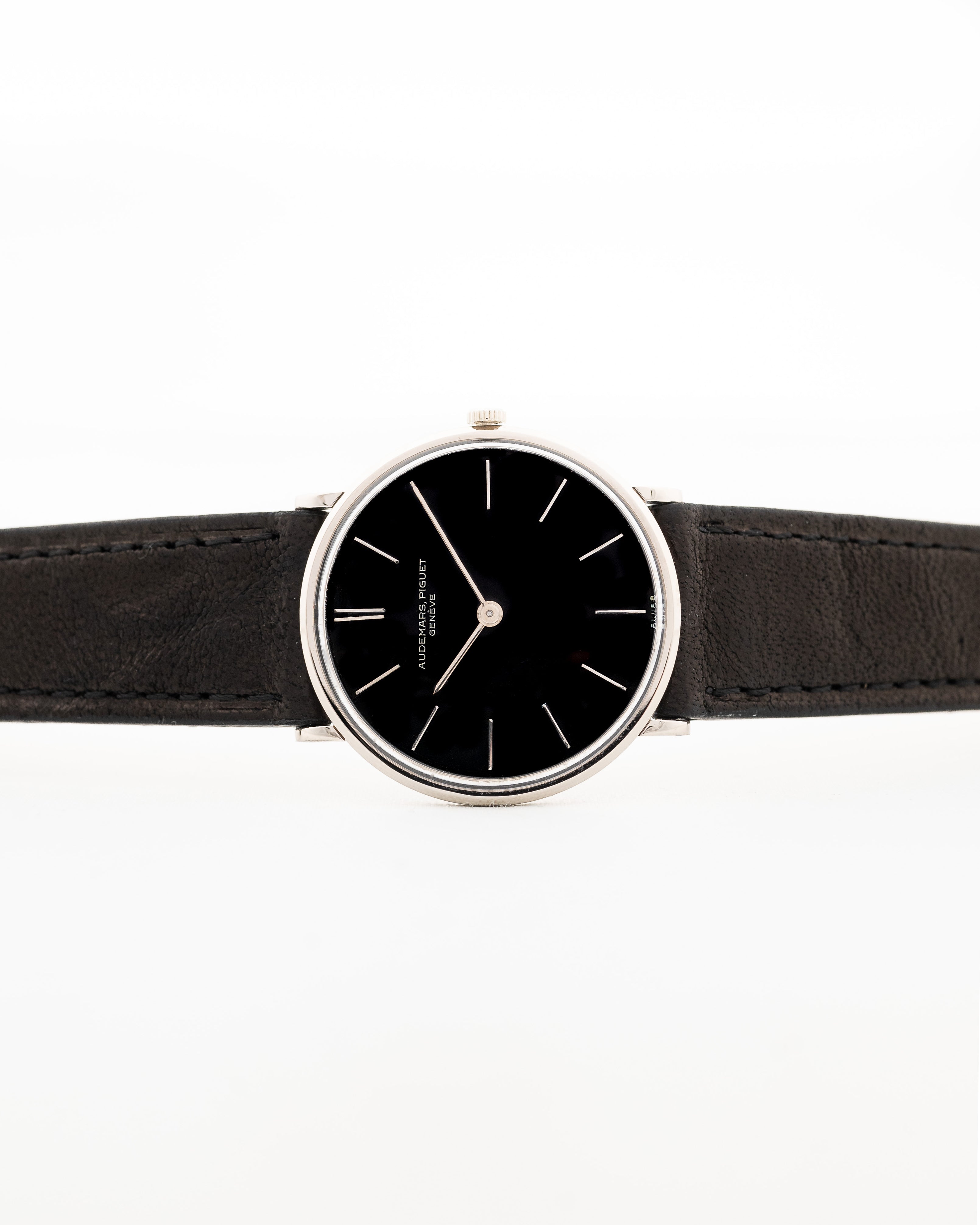 Audemars Piguet Calatrava Black 18k 1959 GOLDAMMER Audemars Piguet Calatrava Black 18k 1959 GOLDAMMER
