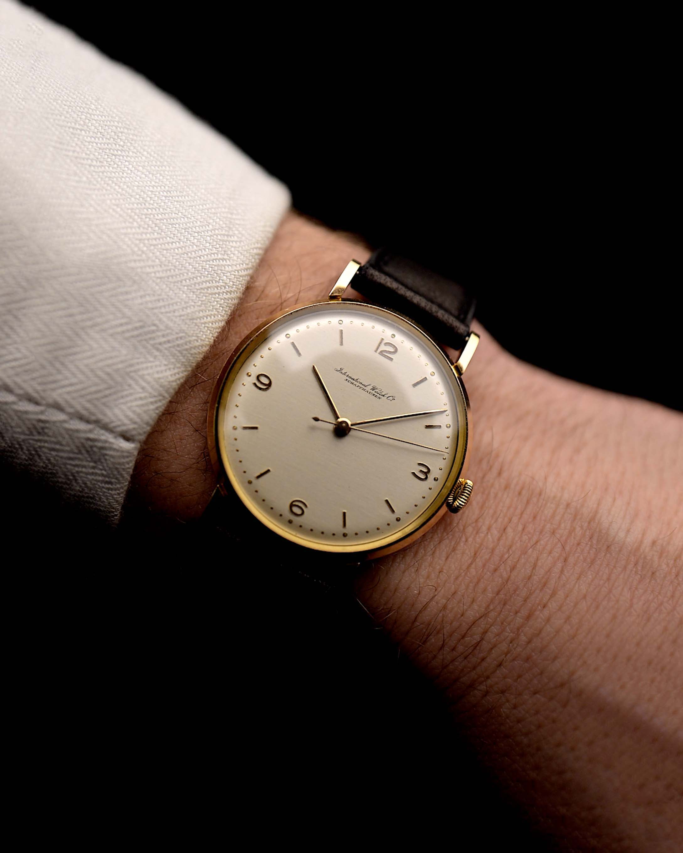 IWC Dress Cal. 89 18k 1947 - GOLDAMMER Vintage Watch IWC Dress Cal. 89 18k 1947 - GOLDAMMER Vintage Watch