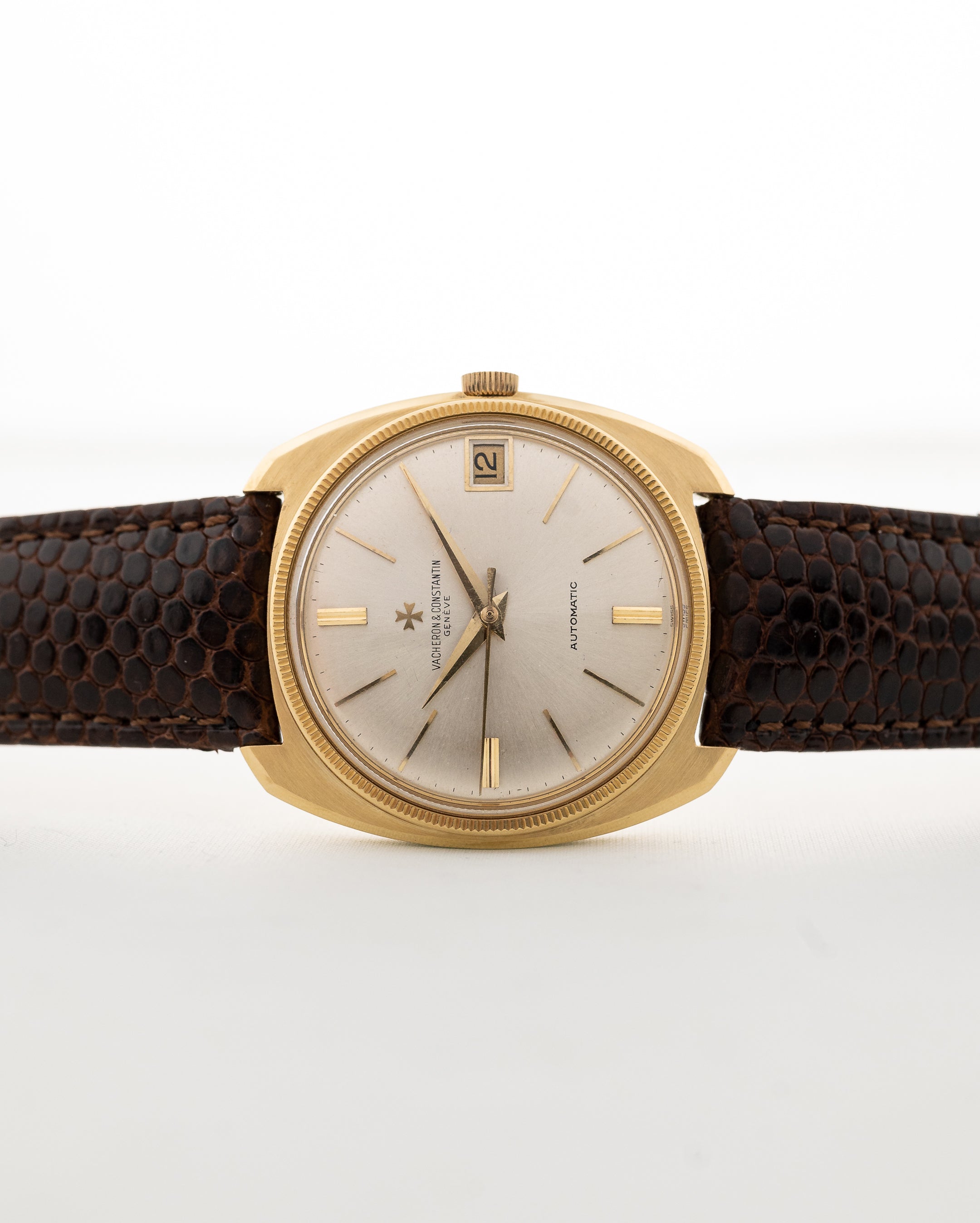 Vacheron Constantin 18K Tonneau 1969 – GOLDAMMER