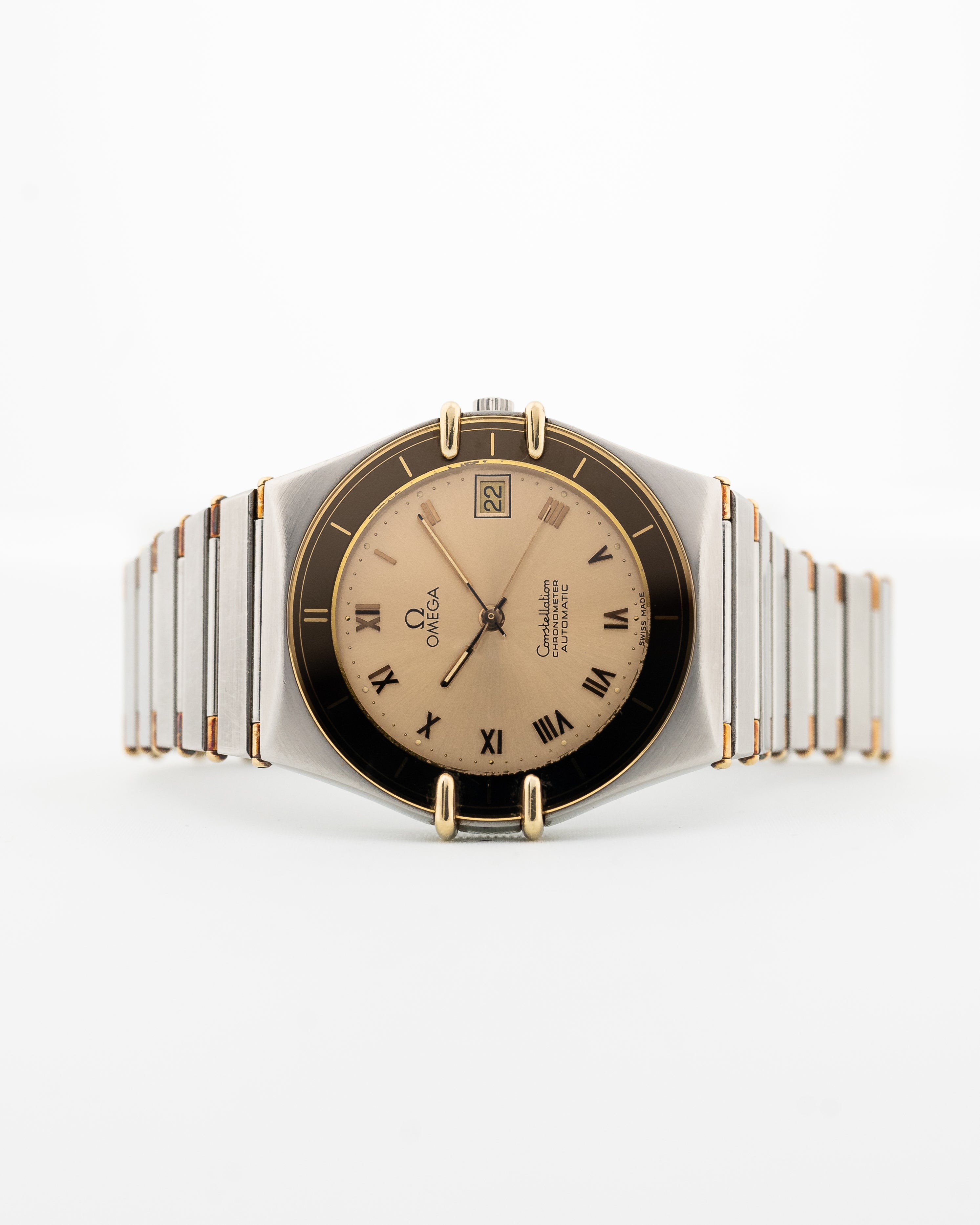 Omega Constellation Manhatten Gold Dial 1982 โ GOLDAMMER