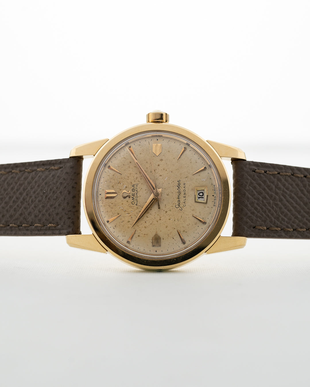 Omega Seamaster Calendar 18k 1954 – GOLDAMMER