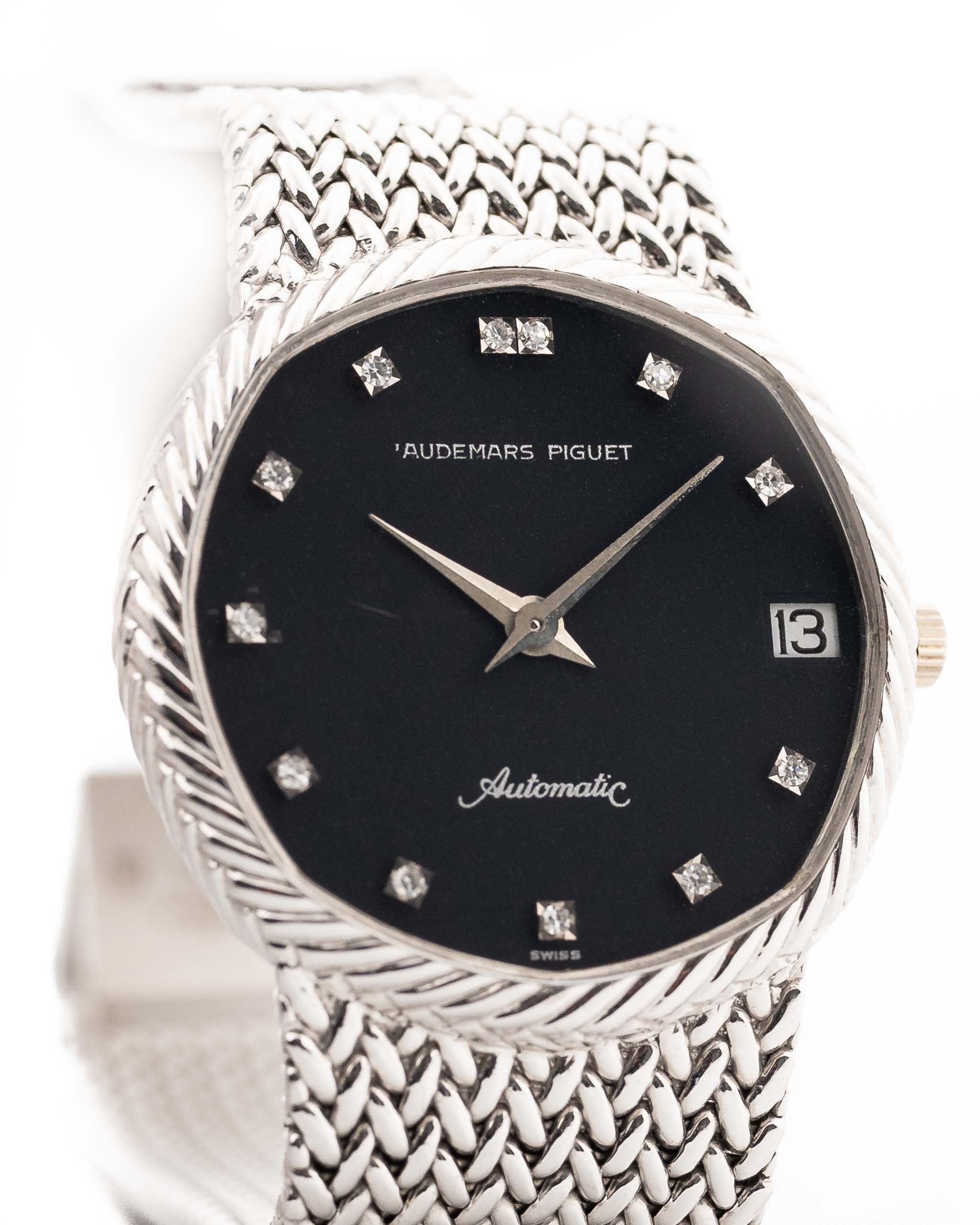 Audemars Piguet Uhr 18k Automatik Schwarz Diamant. 31,5 mm aus 18k Weißgold mit Automatikwerk, schwarzem Zifferblatt mit Diamantindexen und integriertem Armband.