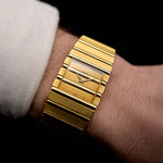 Piaget Polo 7131 C701 Square 1980s 18k Gelbgold Gehäuse integriertes Armband und Zifferblatt