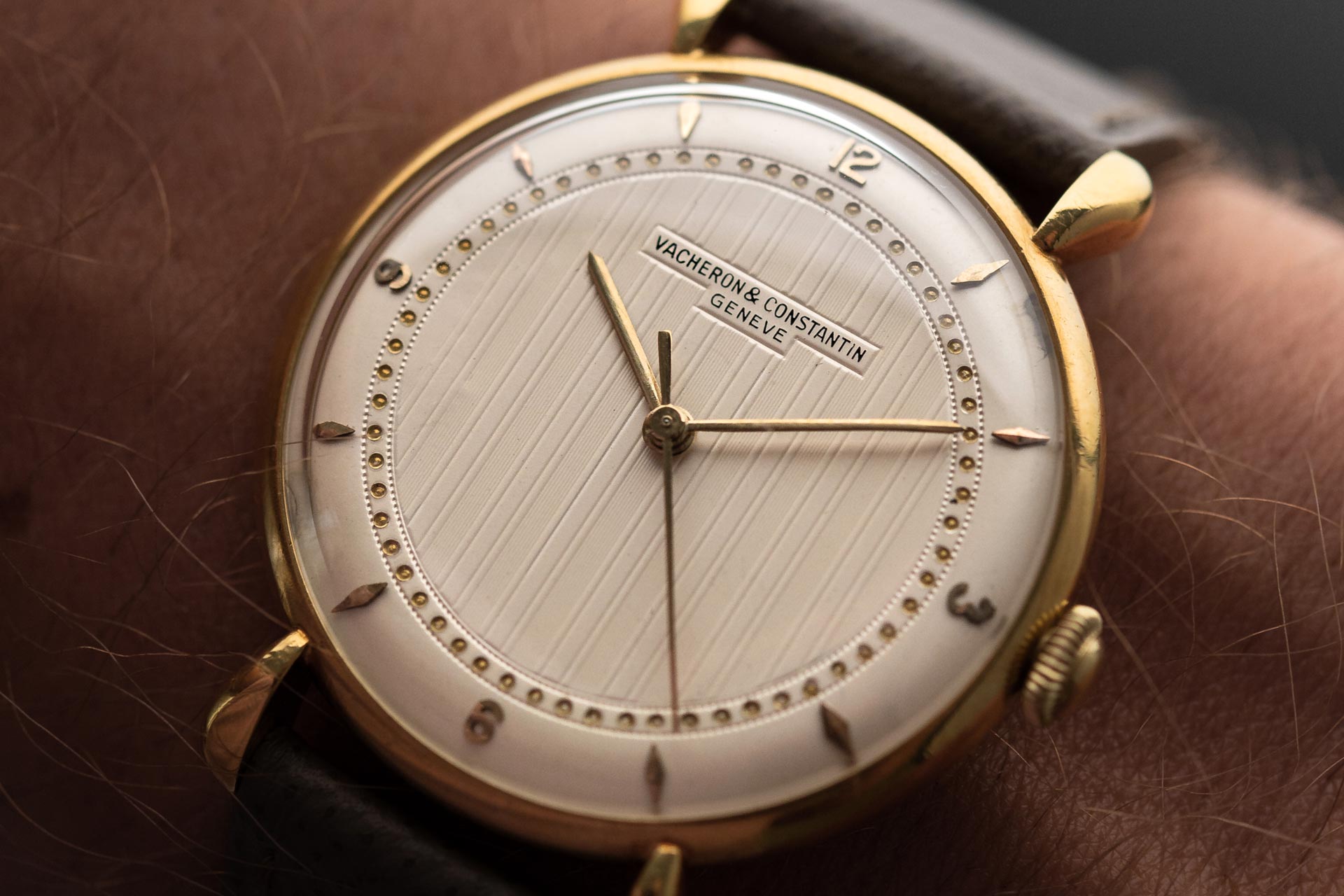 vintage 1940s Vacheron Constantin reloj de vestir con esfera guilloché