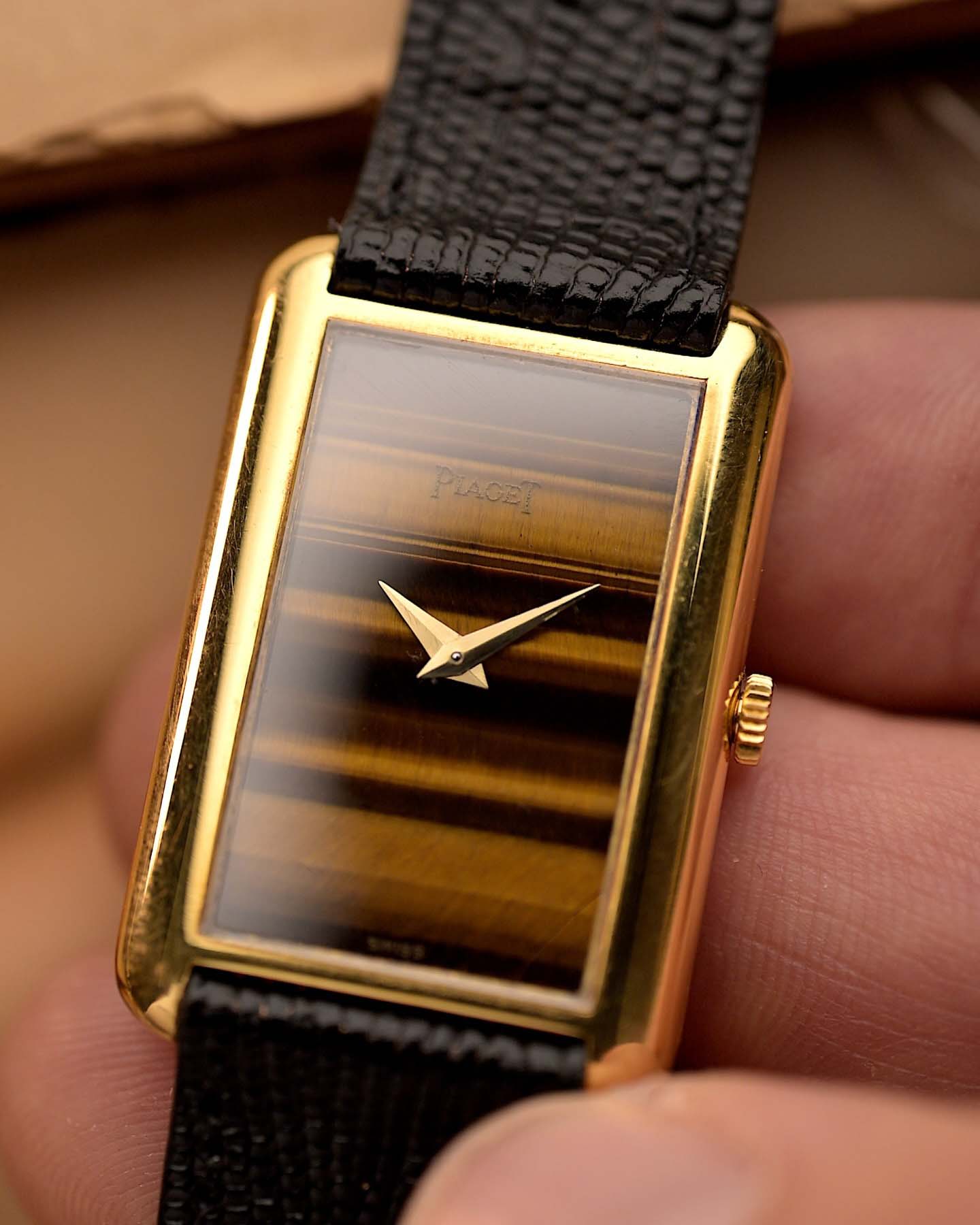 Vintage Piaget Tank 9228 Tiger Eye des années 1970.