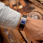 1970 年代的 Vintage Piaget Tank 9150 Lapis Lazuli 18K Roman 腕錶。