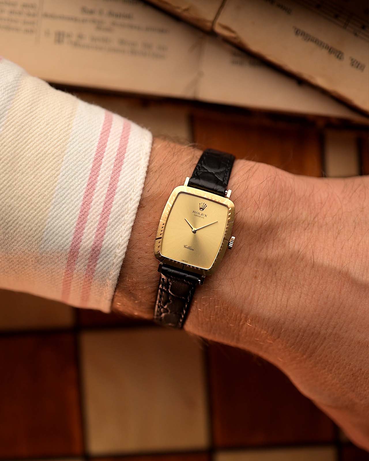 1981 年的復古勞力士 Cellini 4080 Rectangular 腕錶。
