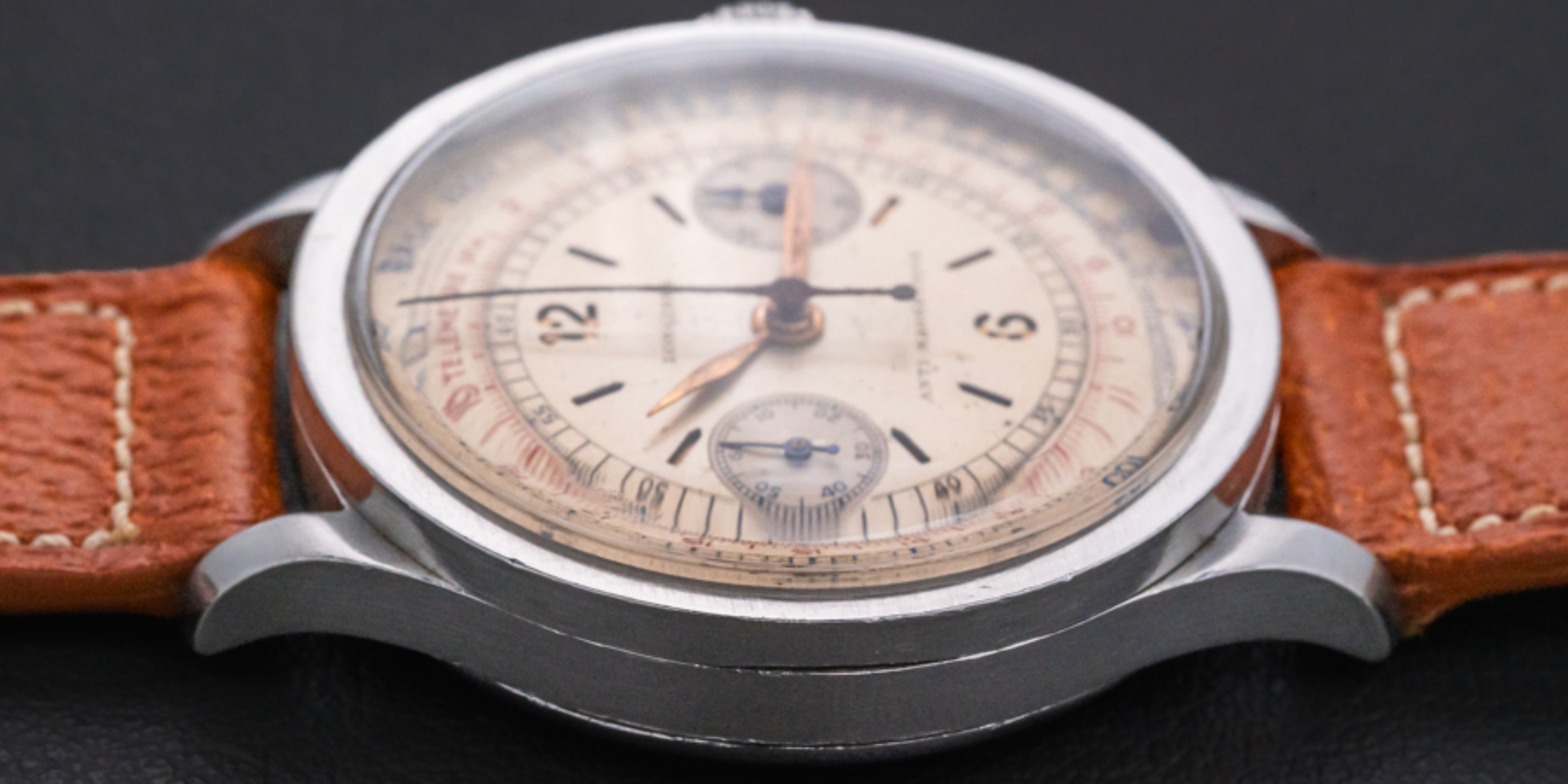 Sandwich Dial on a 1930s vintage Longines 13ZN chronograph from Menta Watches