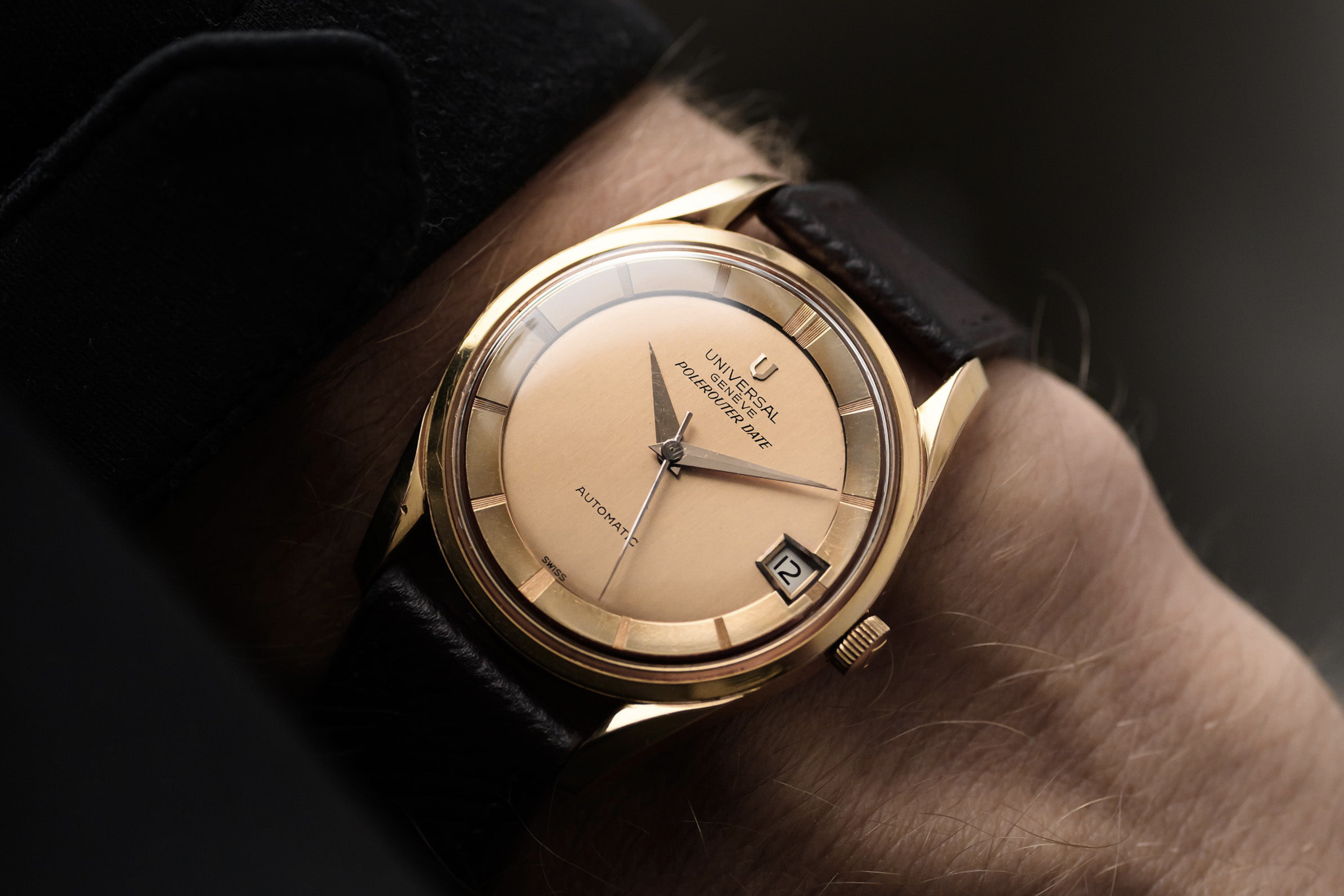 vintage 1950s Universal Geneve Polerouter in rose gold