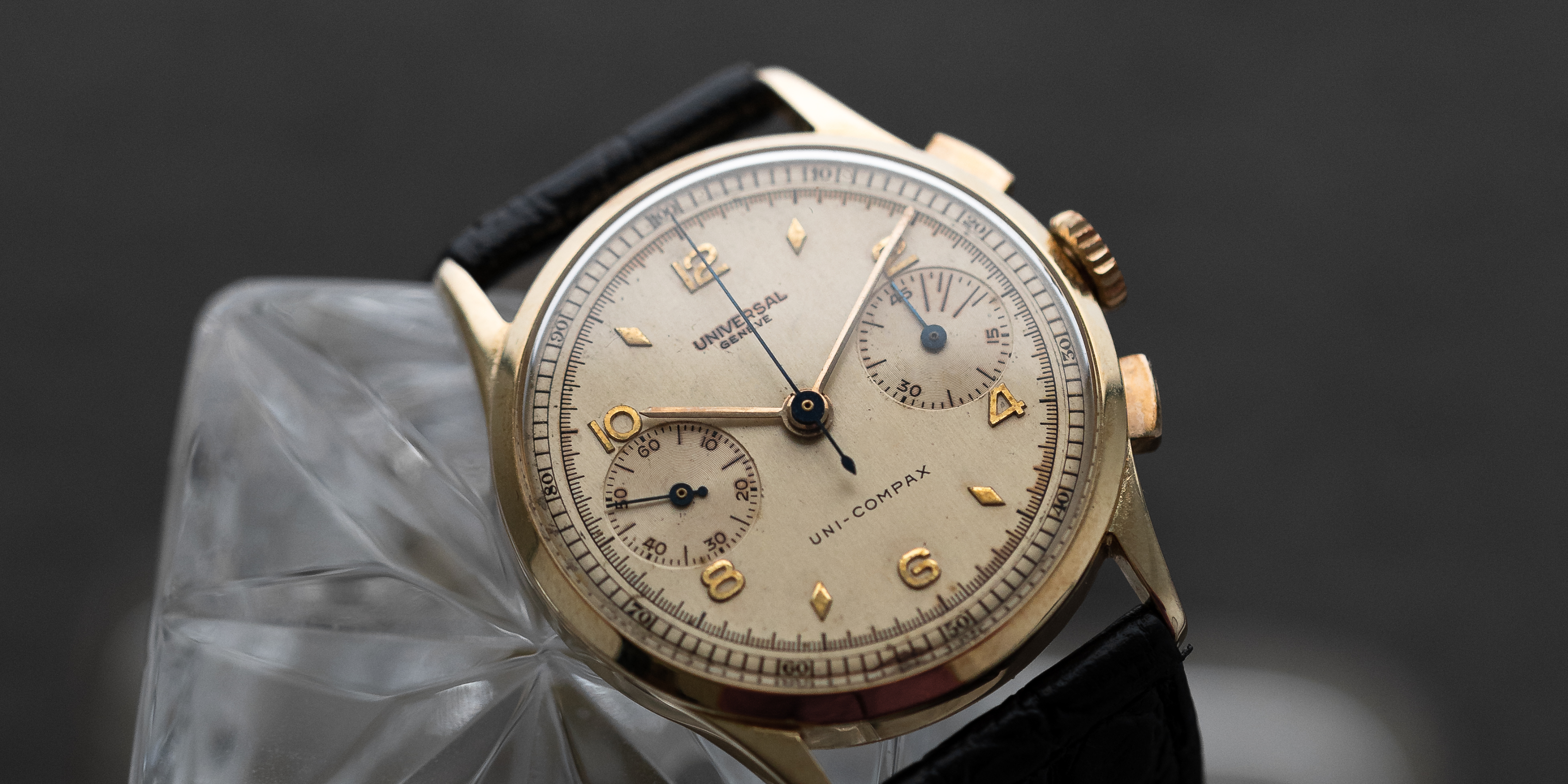 vintage 1950s Universal Geneve Compax in gold