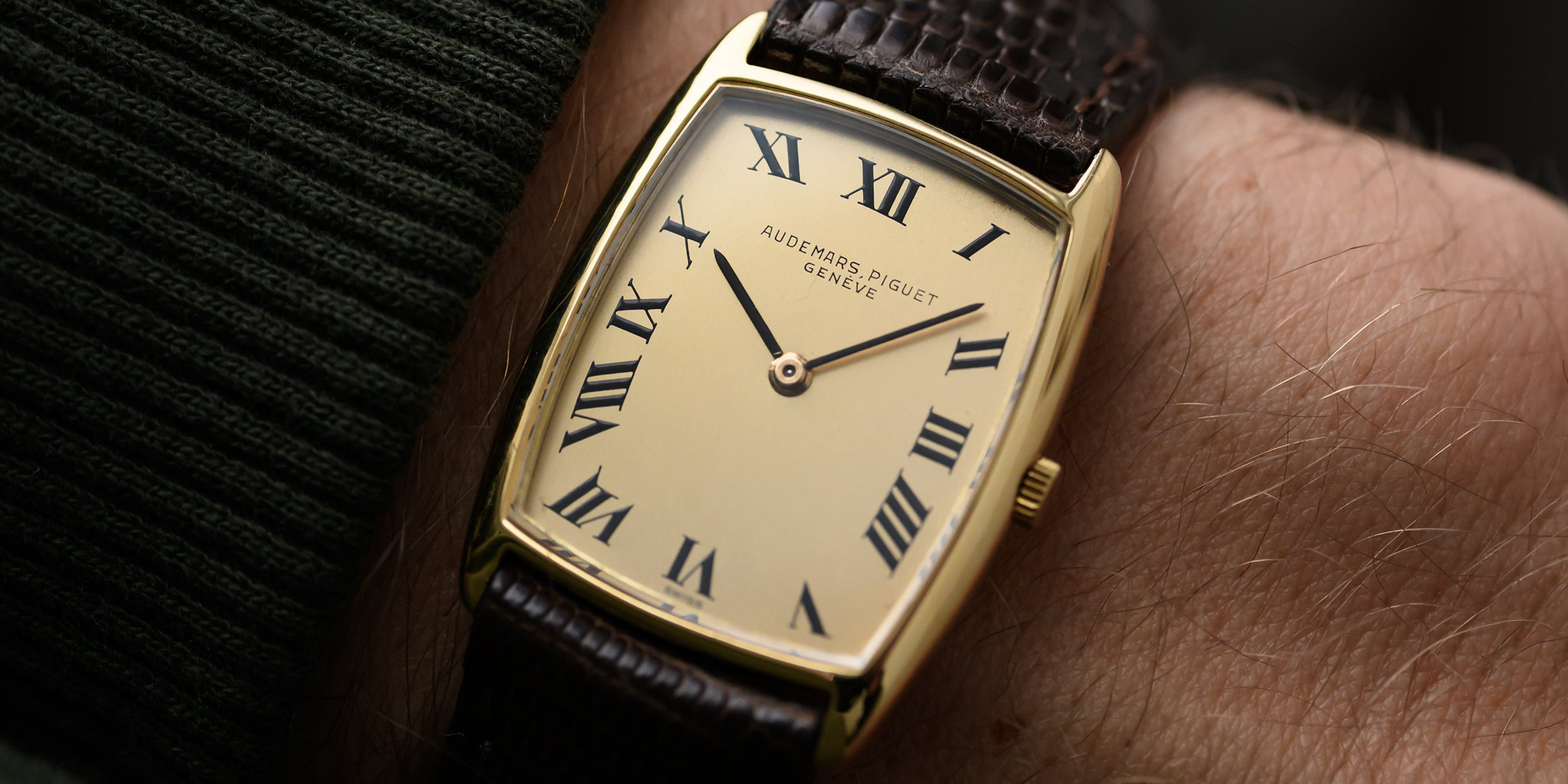 vintage 1970s rectangular Audemars Piguet cal. 2001