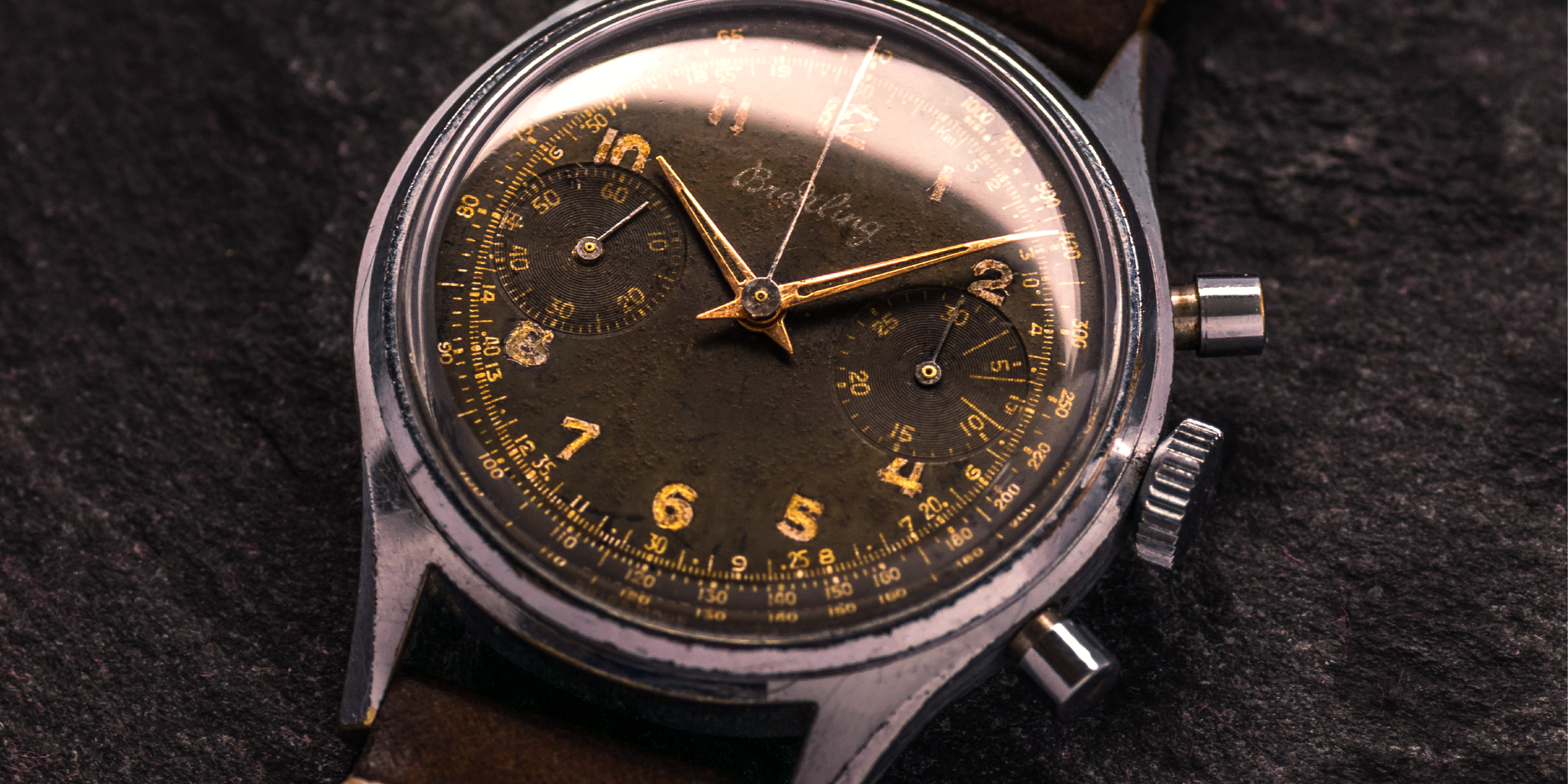 1940s Breitling Military Chronograph - Black Gilt Dial