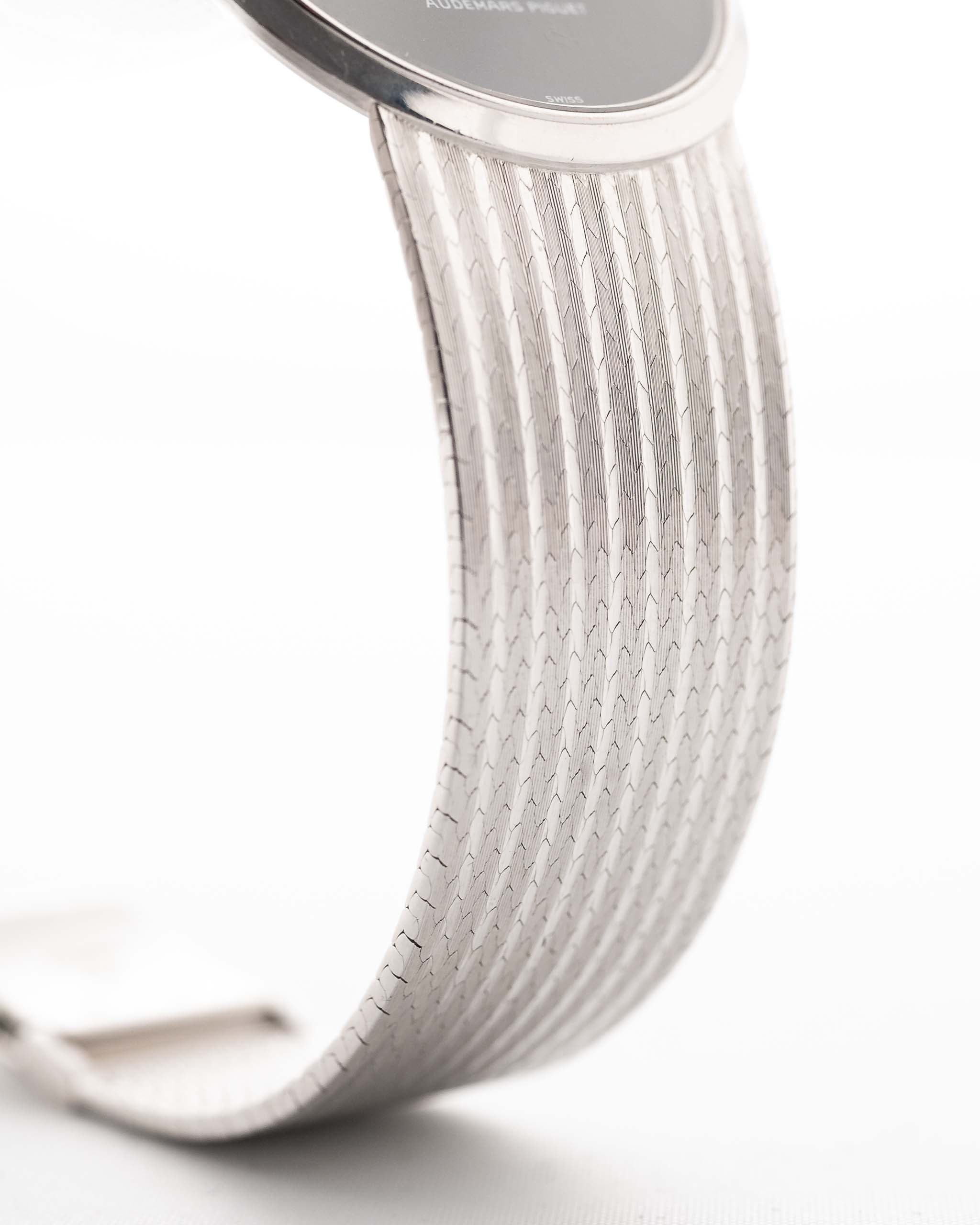 Closeup Photo of a Audemars Piguet 18k Black from the 1970s. 31.5mm 18k White Gold Case with Manual wind Cal. 2003, Deep black dial and 18k White Gold Bracelet.