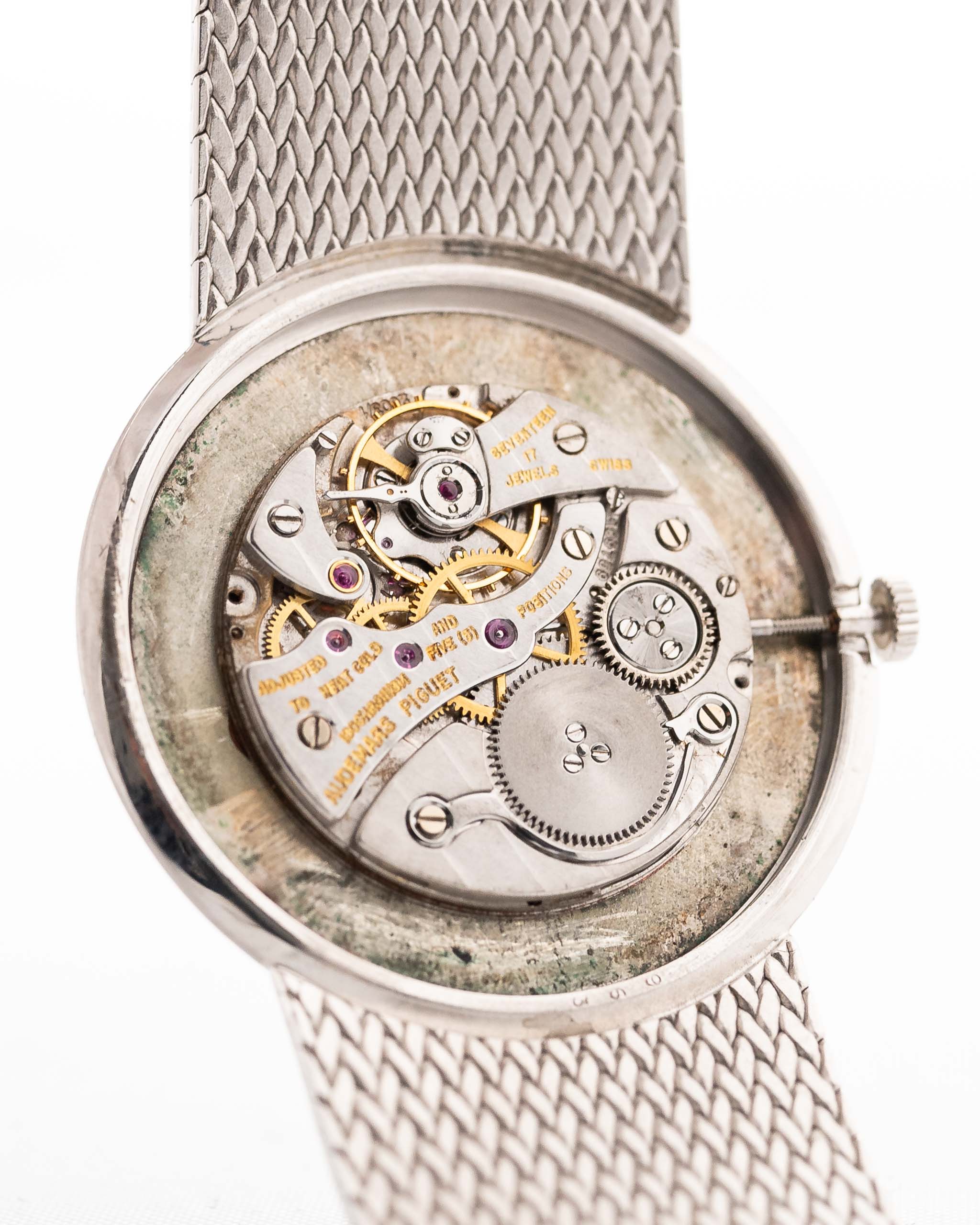 Closeup Photo of a Audemars Piguet 18k Black from the 1970s. 31.5mm 18k White Gold Case with Manual wind Cal. 2003, Deep black dial and 18k White Gold Bracelet.