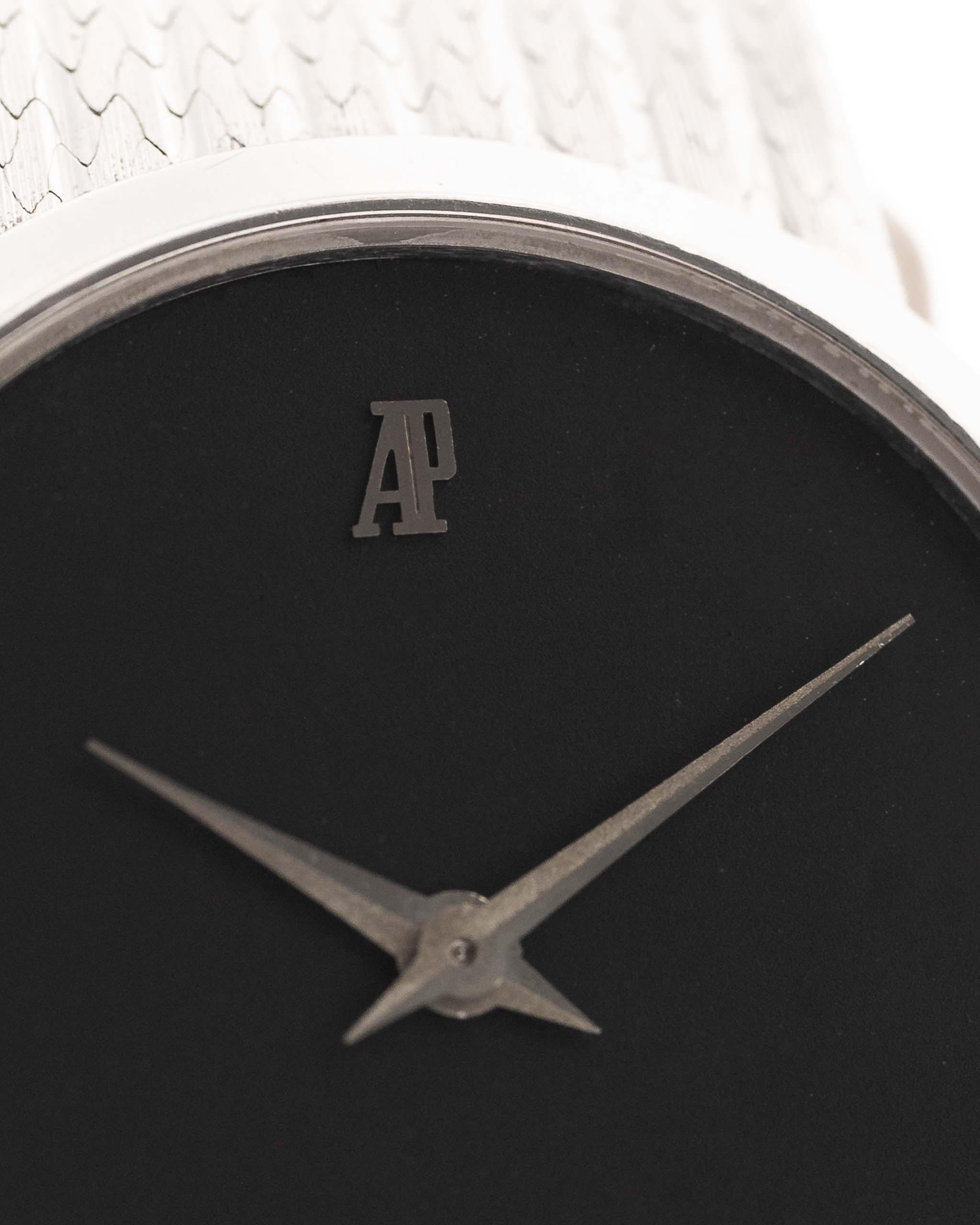 Closeup Photo of a Audemars Piguet 18k Black from the 1970s. 31.5mm 18k White Gold Case with Manual wind Cal. 2003, Deep black dial and 18k White Gold Bracelet.