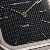 Audemars Piguet Royal Oak used 6005ST 1980s original Audemars Piguet grey Royal Oak (Stern) petite Tapisserie dial closeup