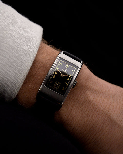 Omega Rectangular Art Deco Gilt Curvex 1943 – GOLDAMMER