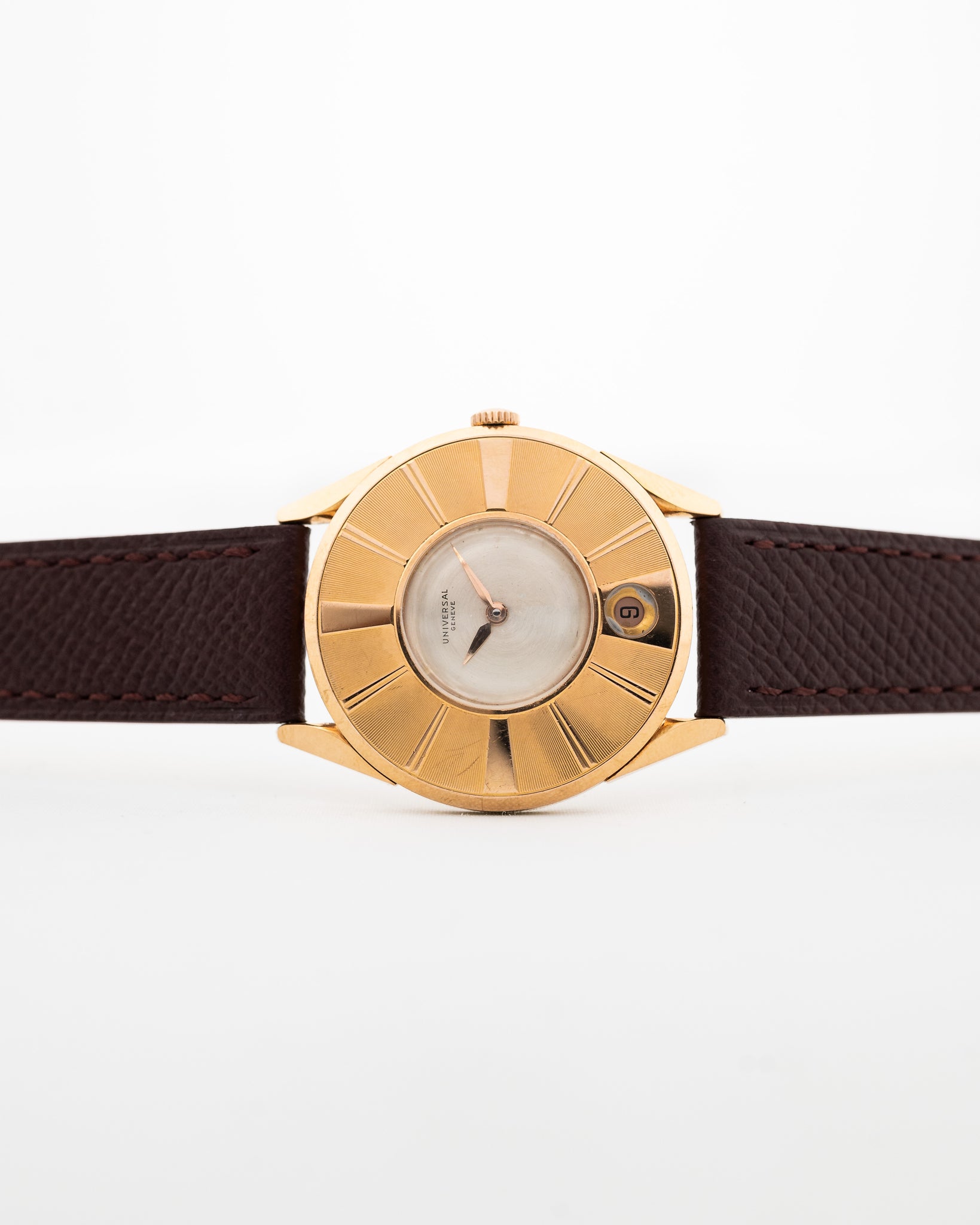 Universal Geneve 18k  Disco Volante 1950s