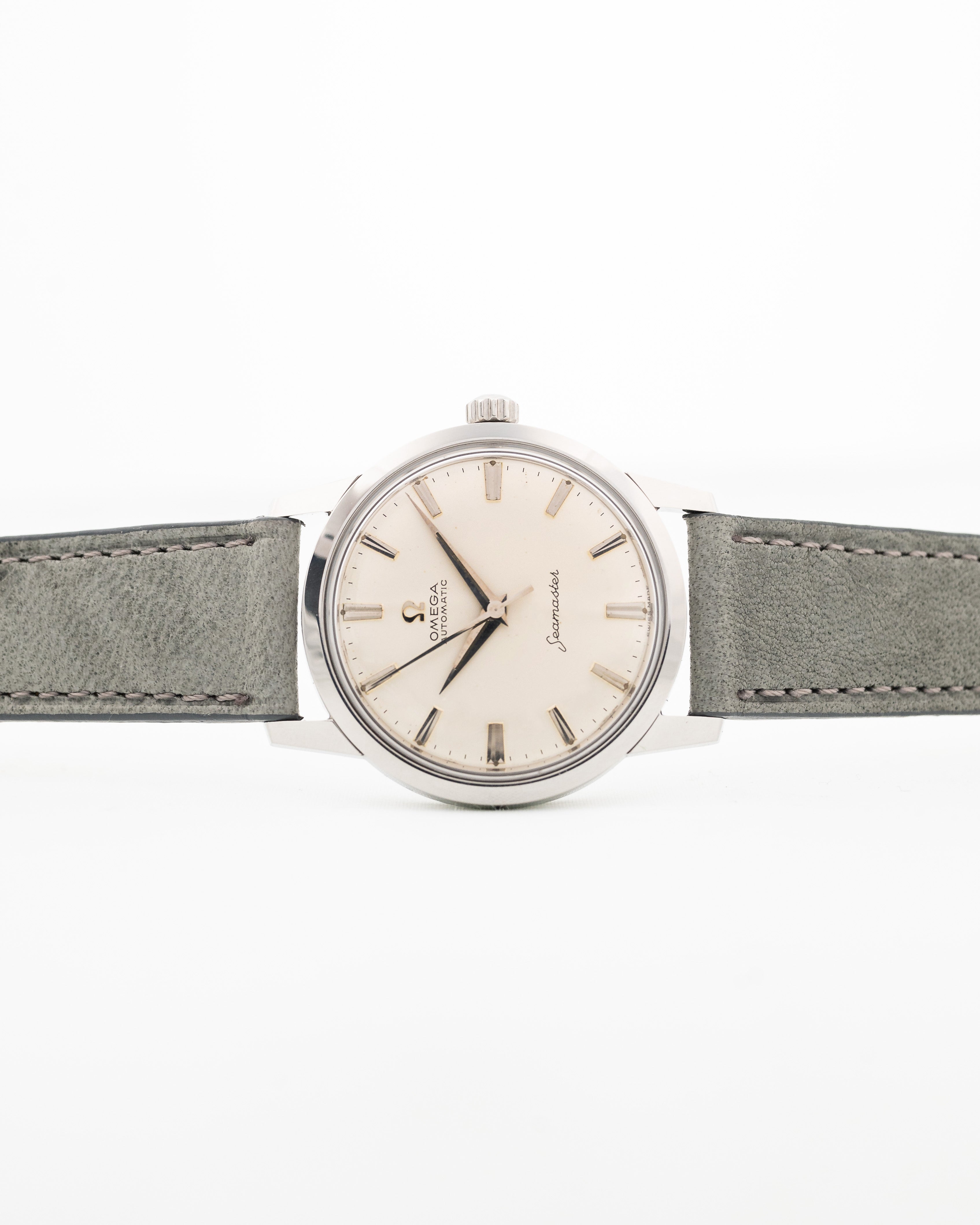 Omega dauphine clearance hands