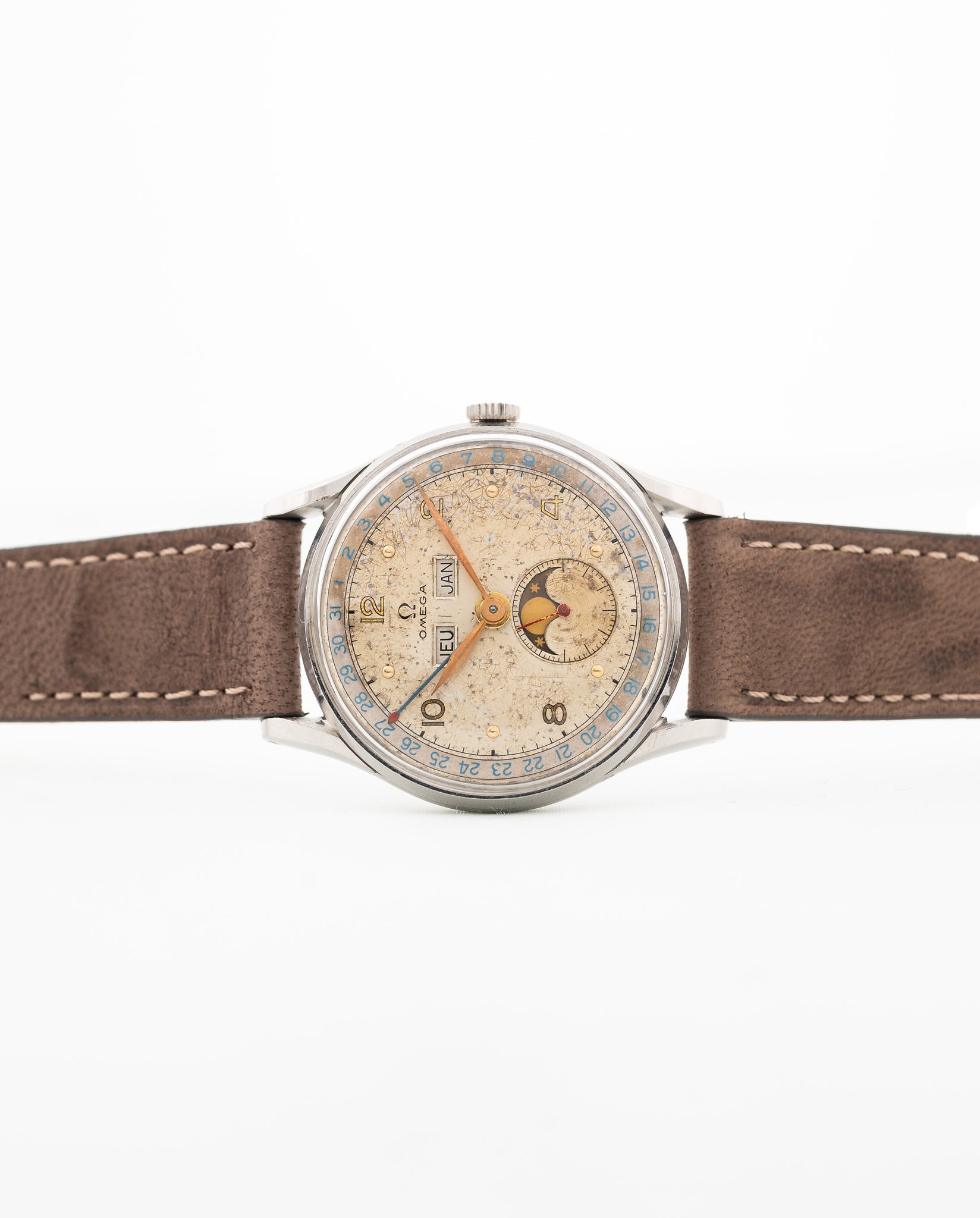 Omega Cosmic Moonphase 1947 Goldammer Vintage Watches omega-cosmic-moonphase-1947-goldammer-vintage-watches