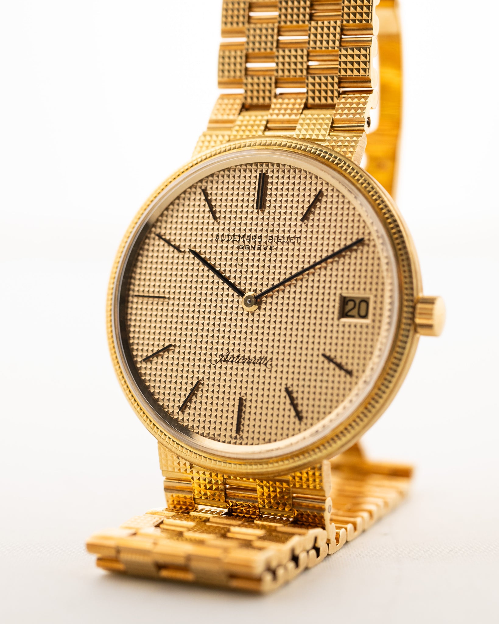 Audemars Piguet Hobnail 18k 1970s
