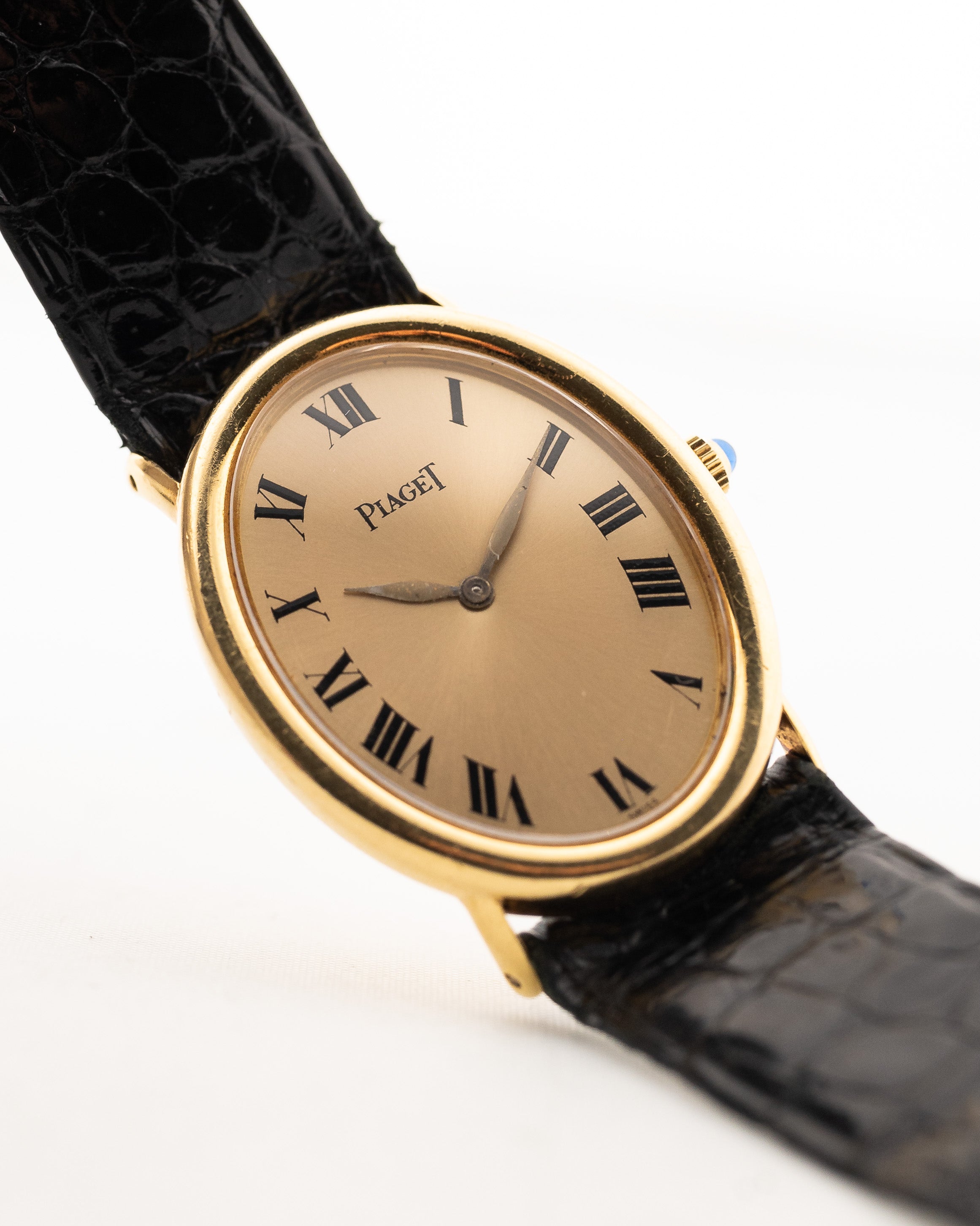 Piaget Ellipse Roman 18k 1970s Goldammer Vintage Watches