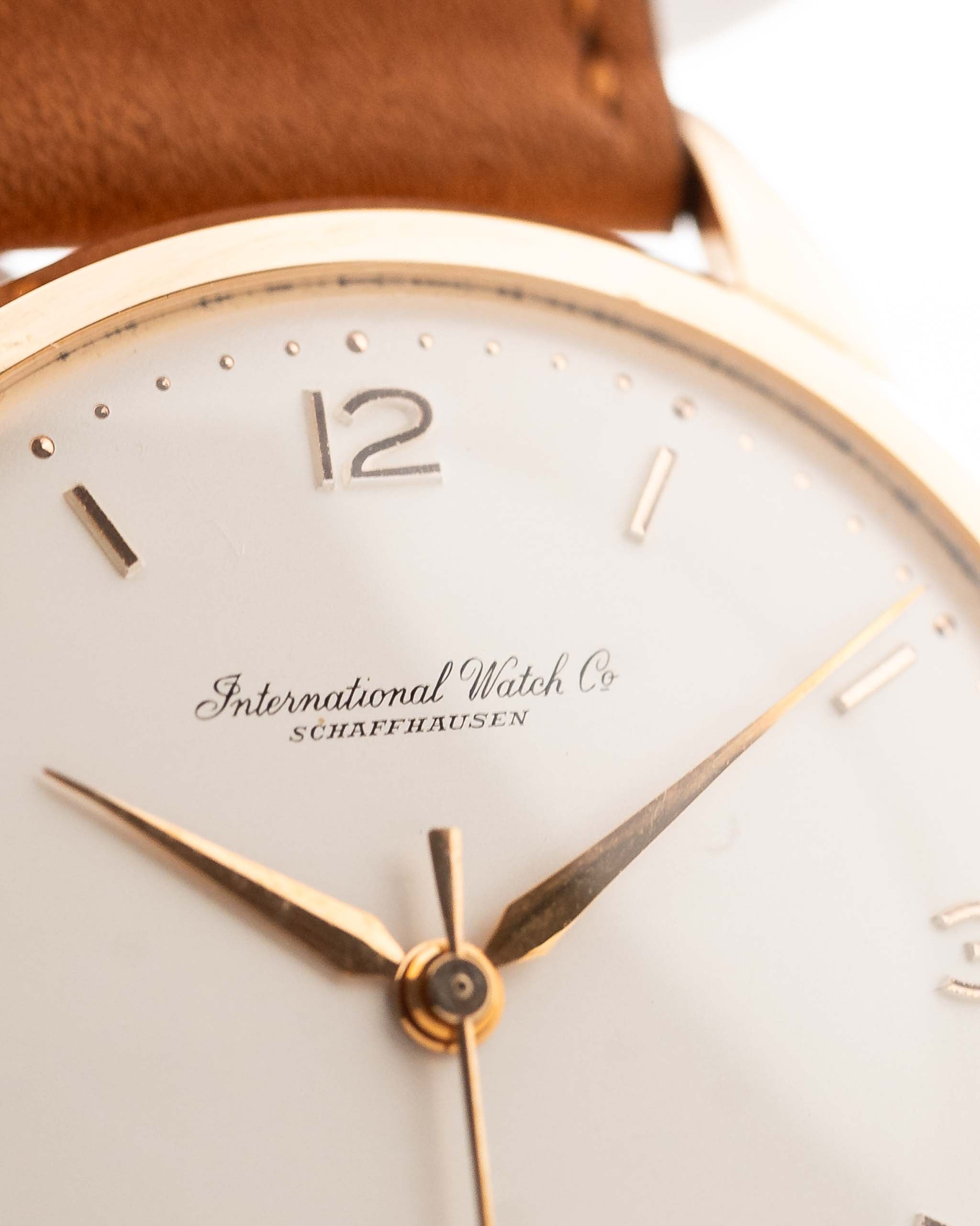 Vintage IWC Cal. 89 18k Rose 1958 IWC Watch white silver dial closeup