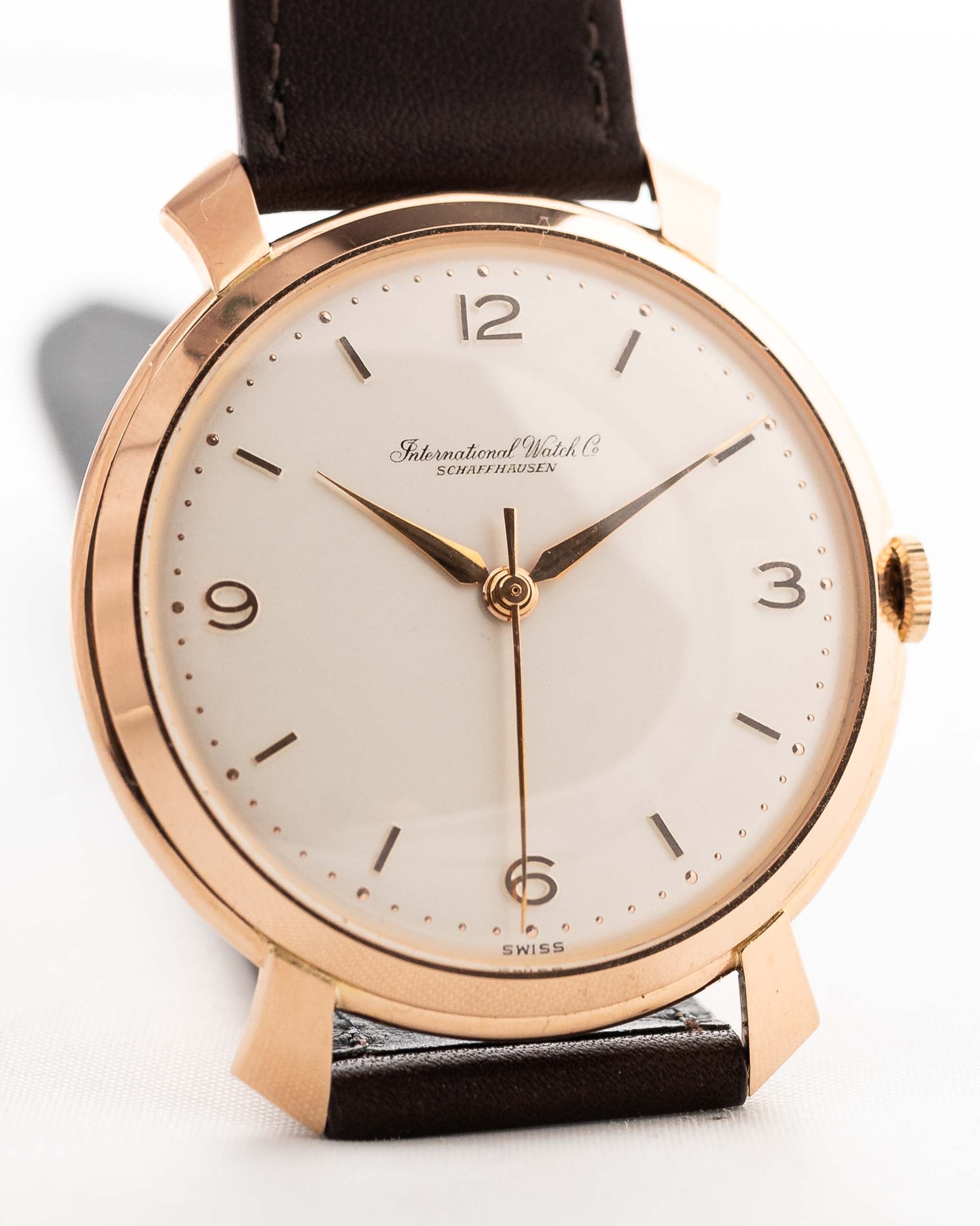 Vintage IWC watch Cal. 89 Shark Fin 18k Rose 1960 18k rose gold case white/silver dial on wrist