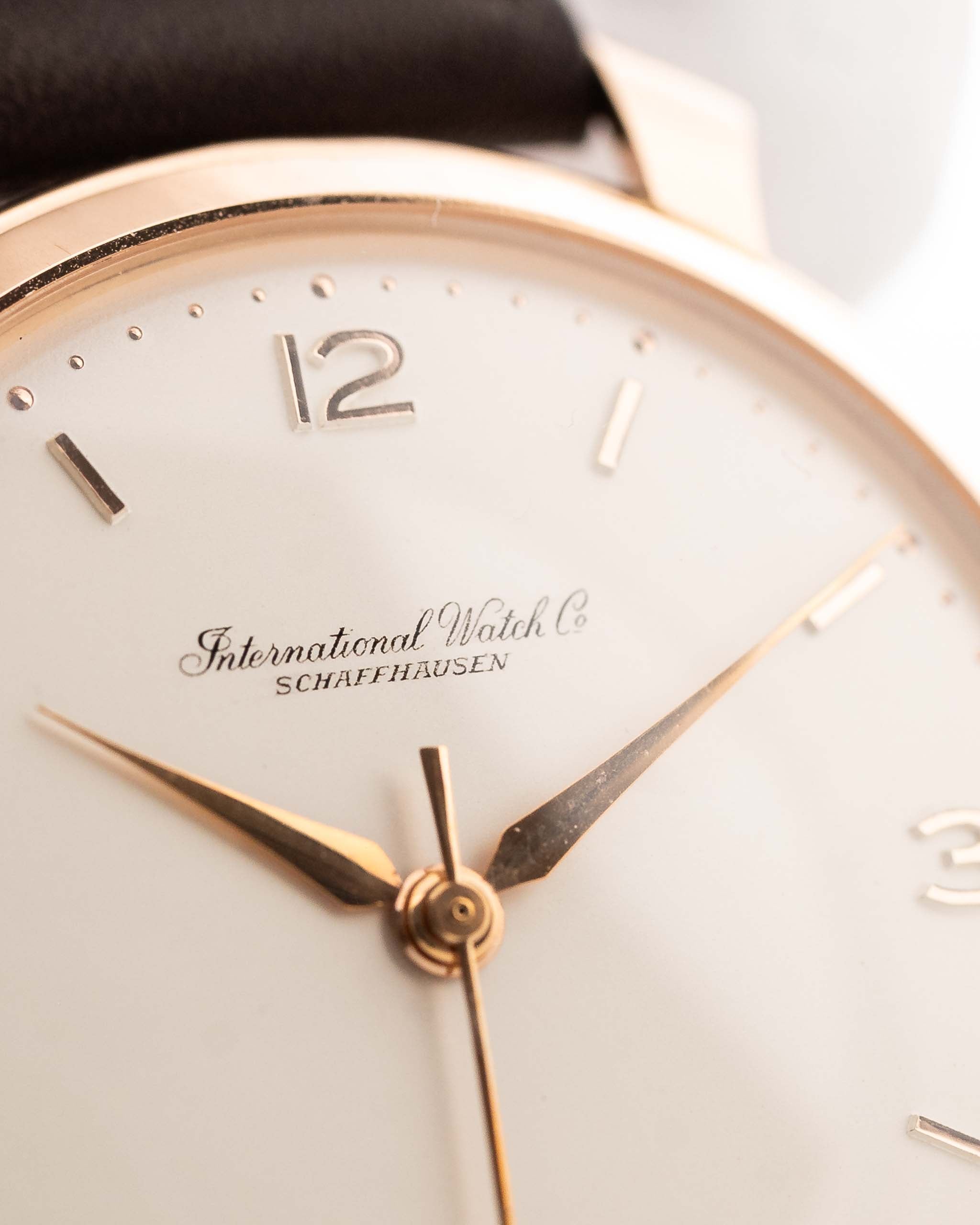 Vintage IWC watch Cal. 89 Shark Fin 18k Rose 1960 18k rose gold case white/silver dial on wrist