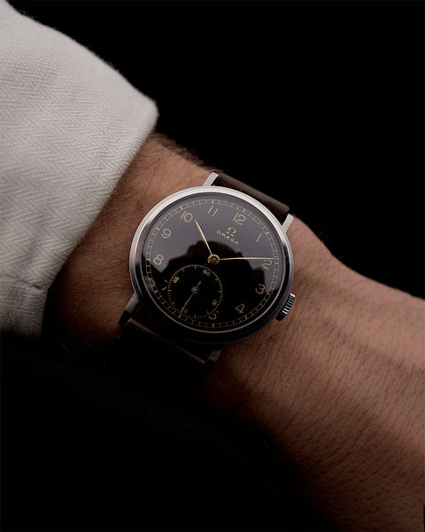 時計 Omega T30 / black gilt dial small second Omega_Black_grande.jpg?v=