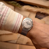Omega Constellation 168019 C-Shape 18k Linen Day Date 1968