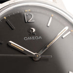 Omega Watch - Vintage Omega Genève 135070 Grey Dial 1970 Stainless steel closeup