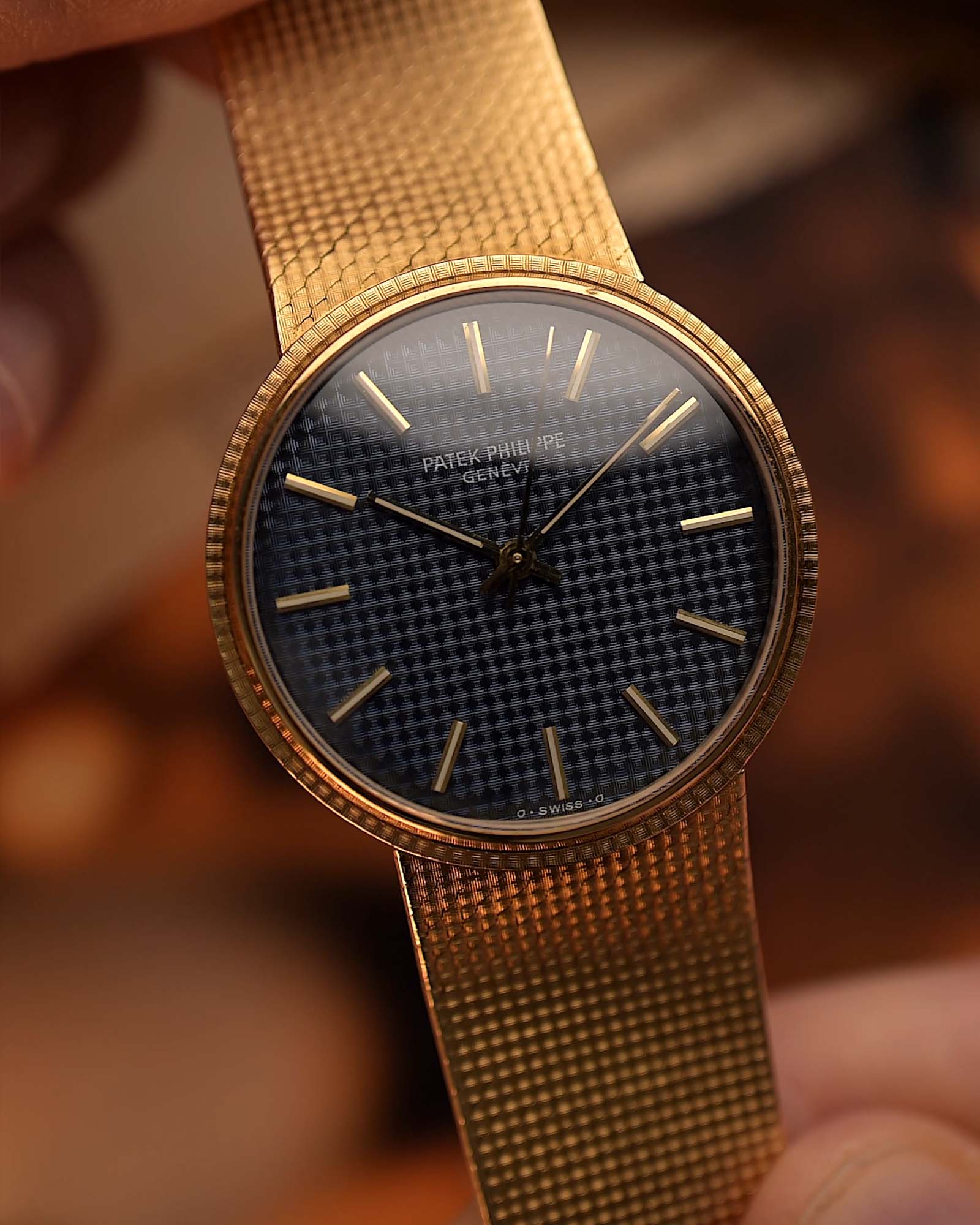 Patek Philippe Calatrava 3563 Clous de Paris 1970s – GOLDAMMER