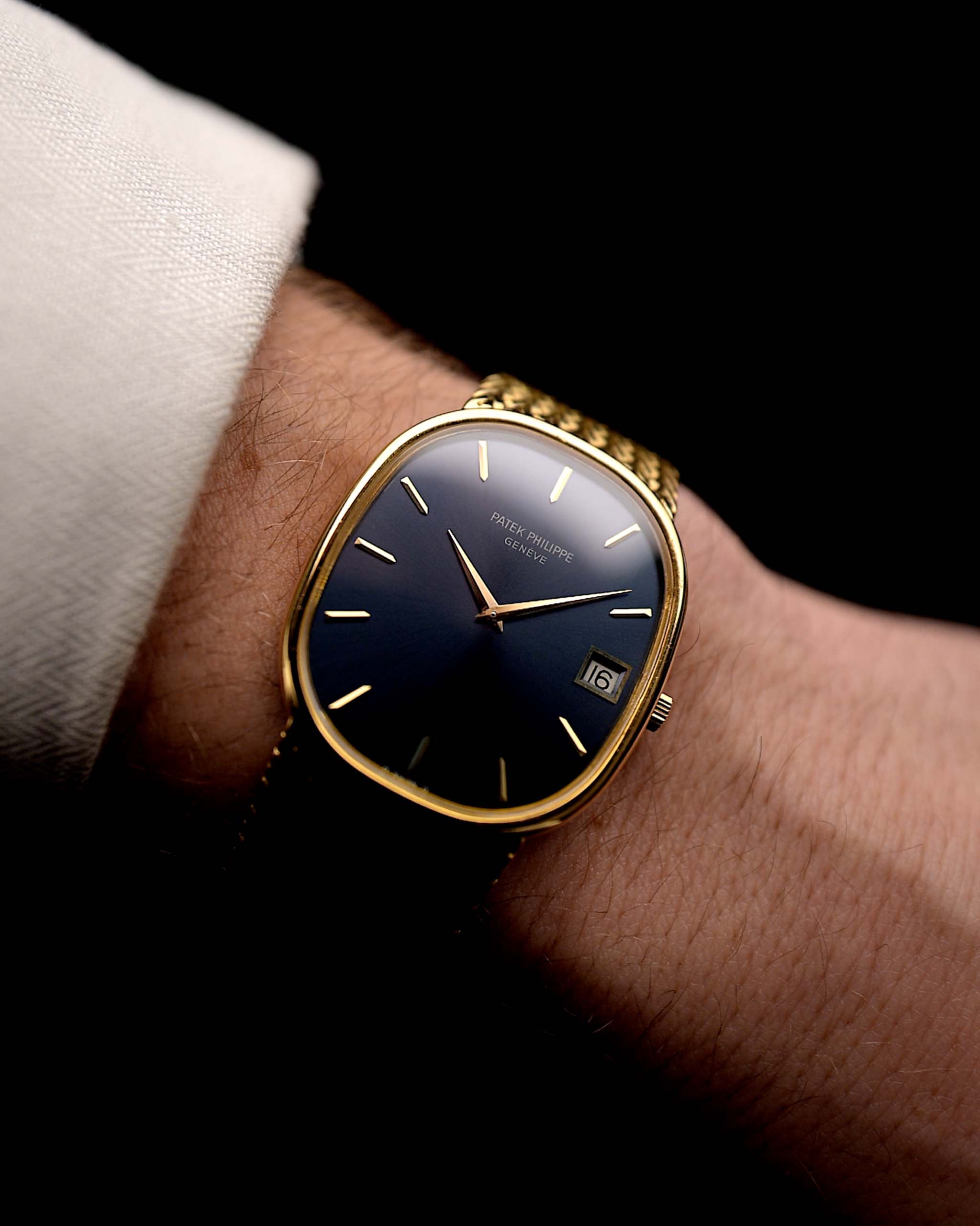 Vintage Patek Philippe Ellipse 3605 Jumbo 1982 18k yellow gold
