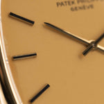 Closeup Photo of a Vintage Patek Philippe Ellipse 3605 Jumbo from 1978. 33mm in 18k Yellow Gold with Automatic Cal. 28-255 C, Gilt Sigma Dial and Integrated Gold Bracelet.