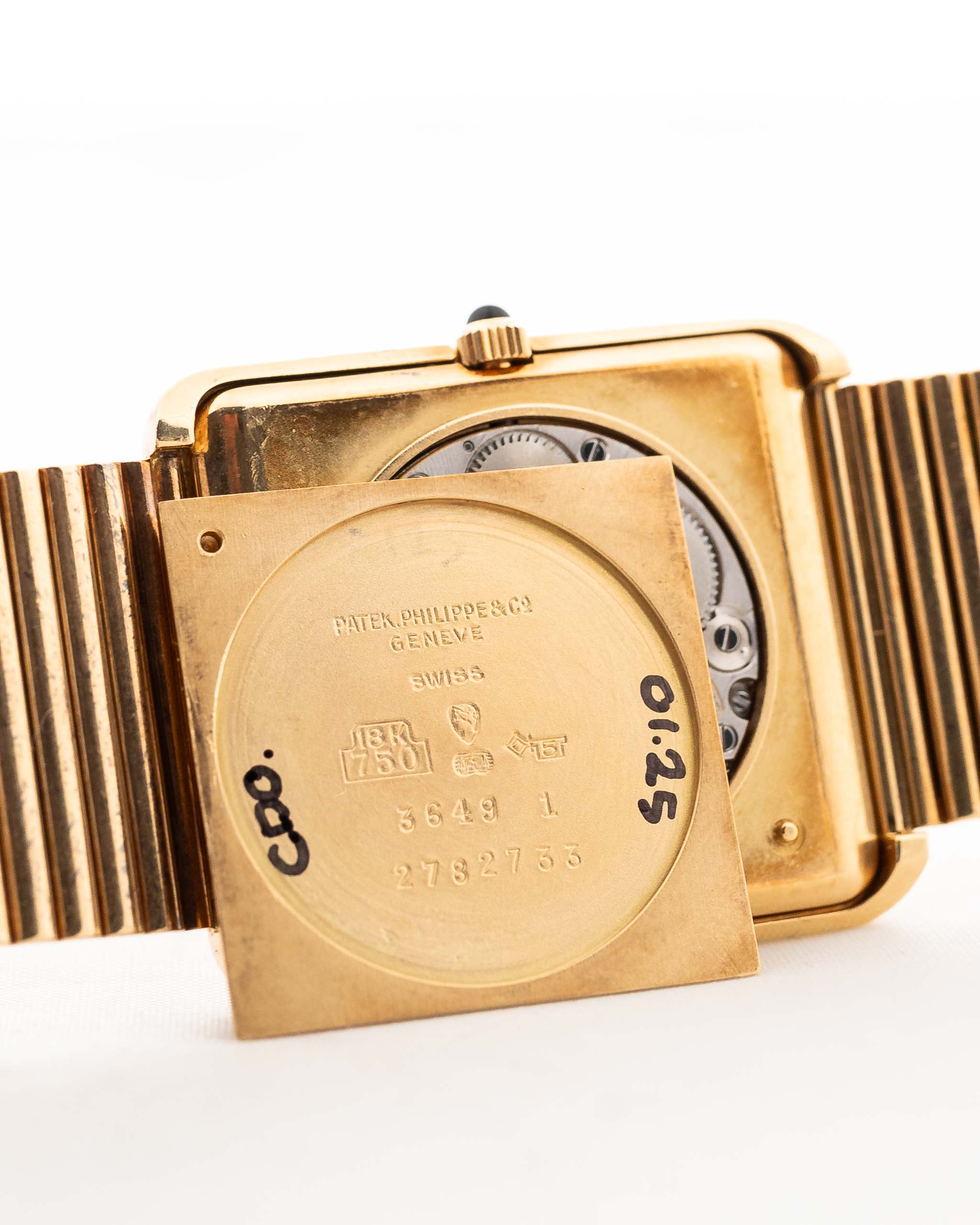 Vintage Patek Philippe Onyx 3649 Jumbo 1970s 18k yellow gold case back
