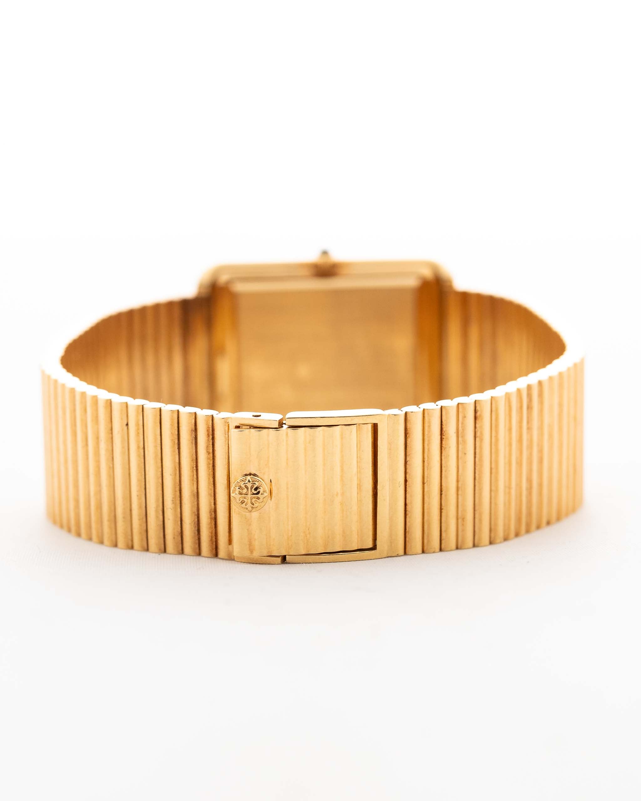 Vintage Patek Philippe Onyx 3649 Jumbo 1970s 18k yellow gold bracelet and clasp logo