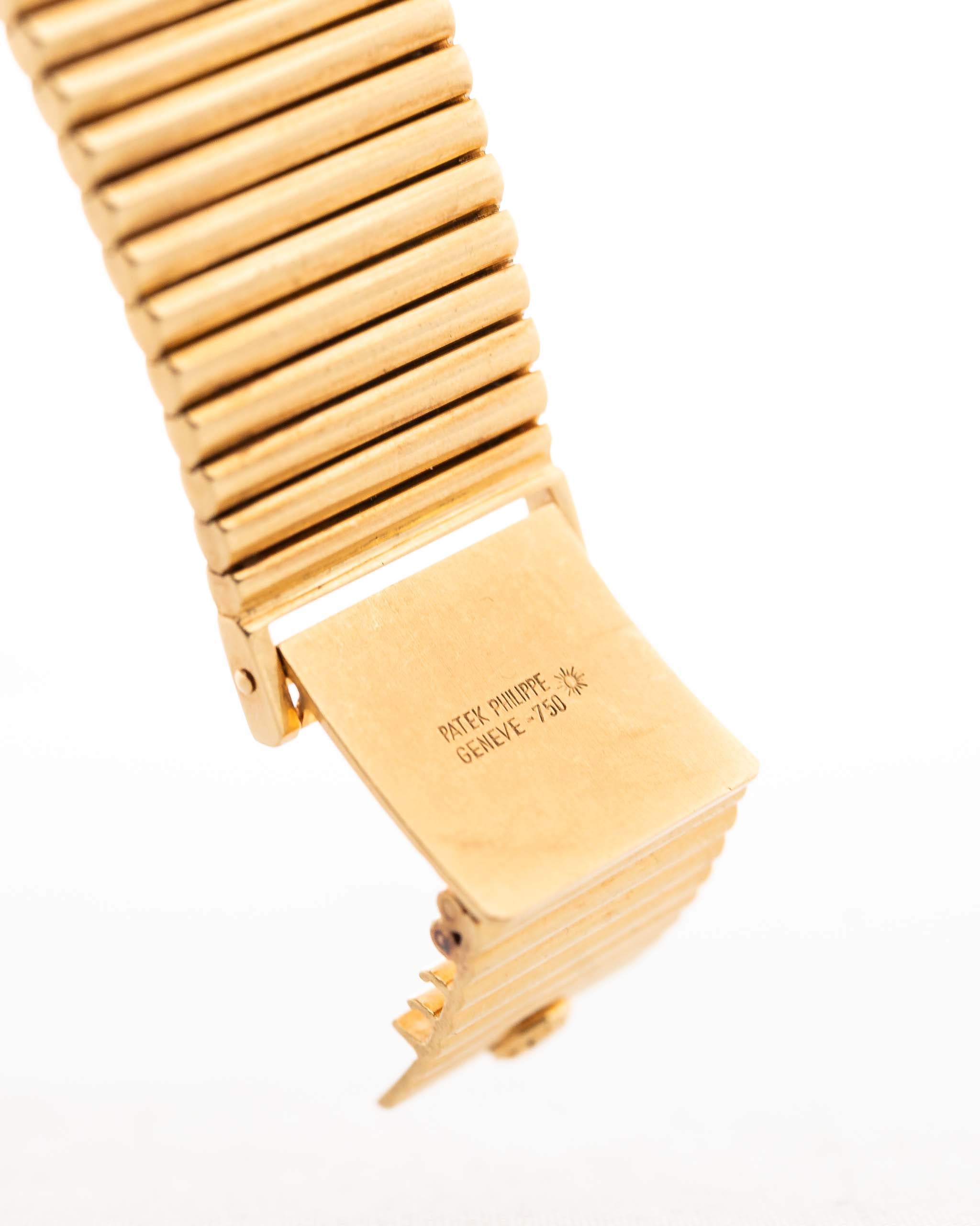 Vintage Patek Philippe Onyx 3649 Jumbo 1970s 18k yellow gold clasp