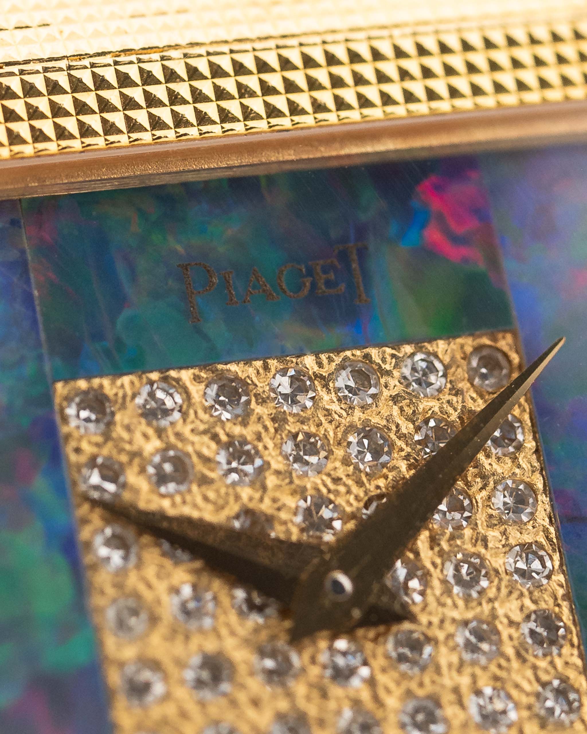 Vintage Piaget Watch 9131 Opal Dial Diamond Square 1989 18k yellow gold closeup diamonds