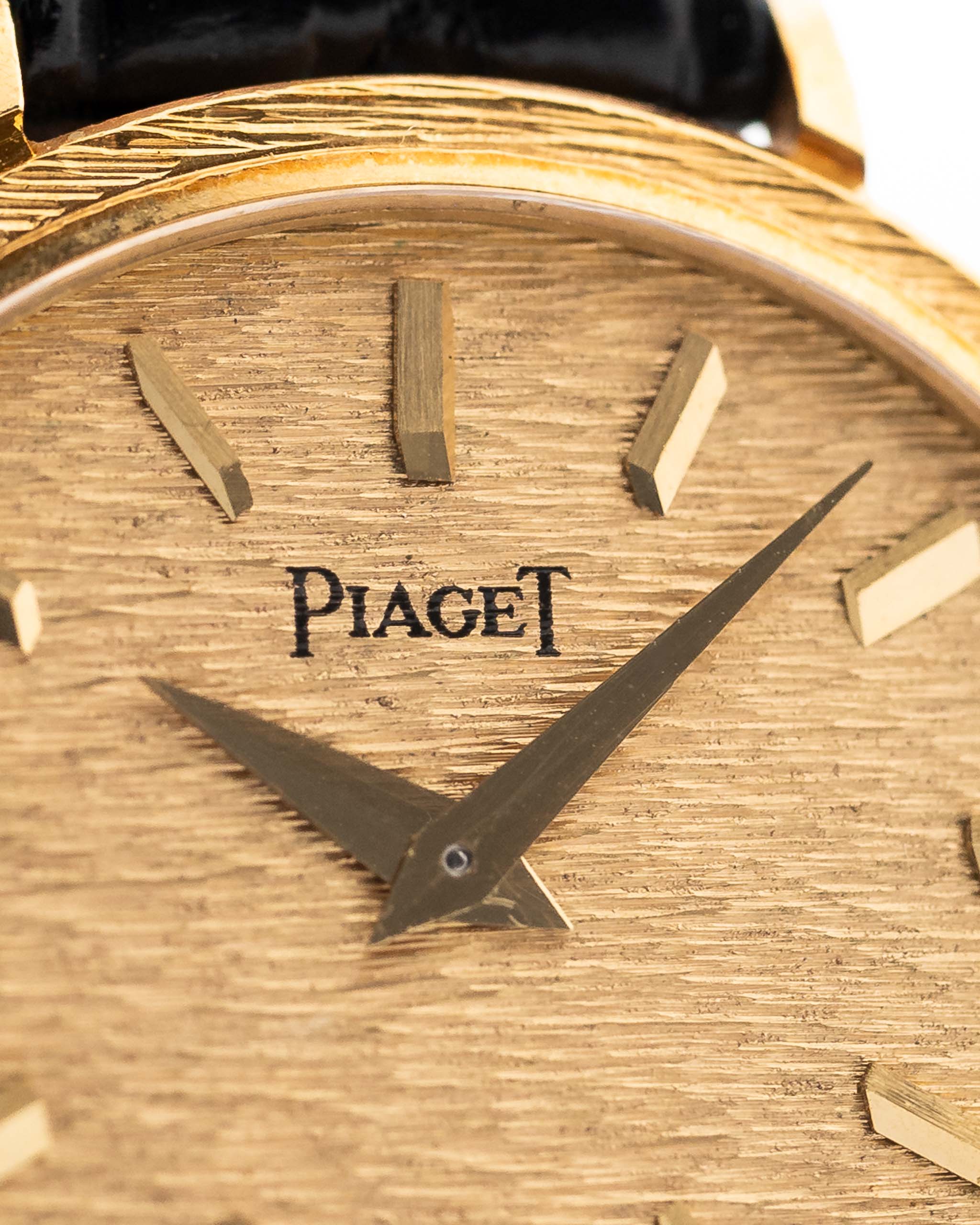 Vintage Piaget Ellipse Watch 9801 Bark 18k from the 1970s with 18k Yellow Gold Case and Flawless Bark-Finished Dial.