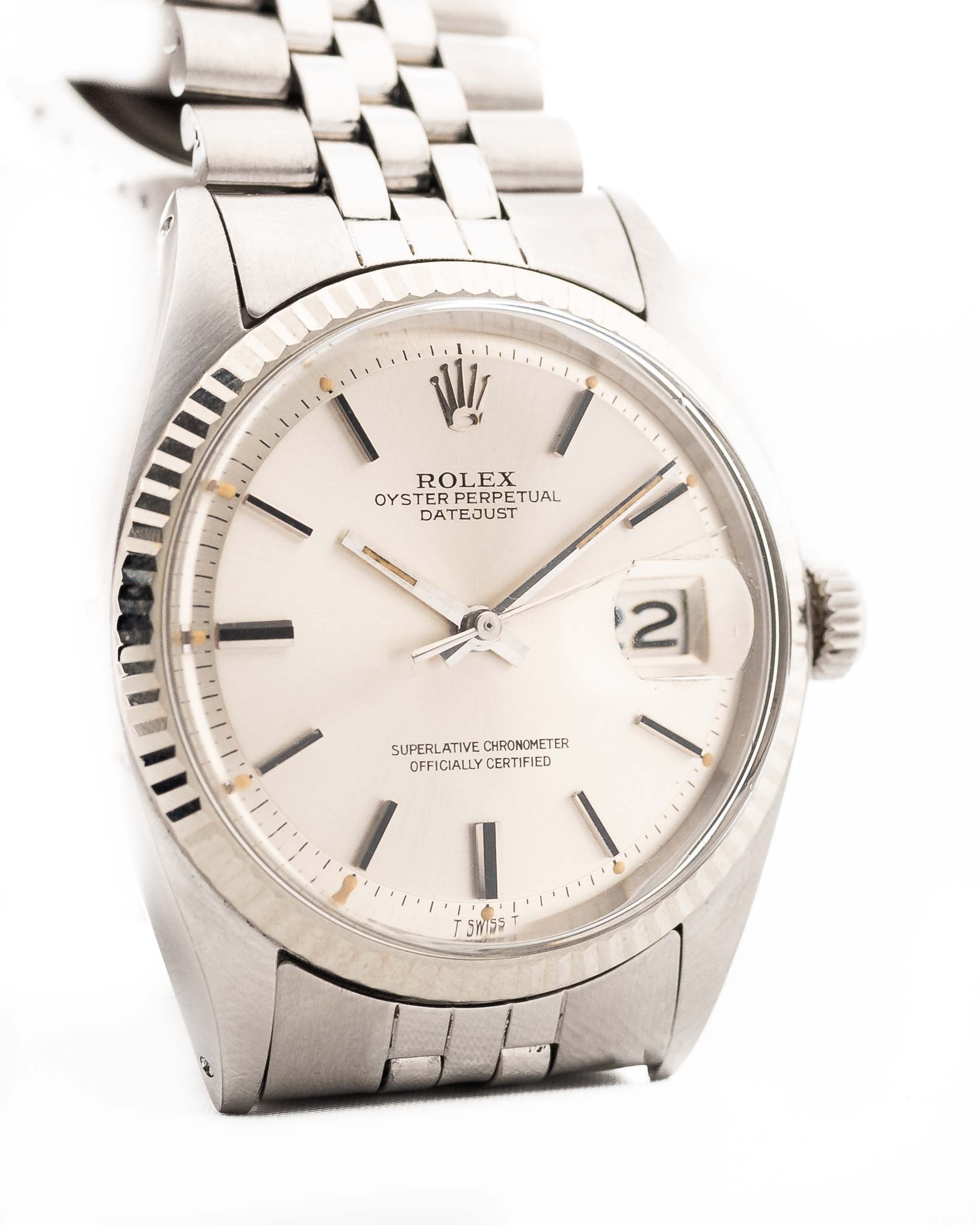 Vintage Rolex Datejust 1601 Silver Pie Pan Watch from 1973. 36mm in Stainless Steel with Automatic Caliber 1570, Silver Pie Pan Dial, Jubilee bracelet.