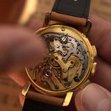 Universal Genève 12554 Tri Compax 18 Karat, 1940er Jahre