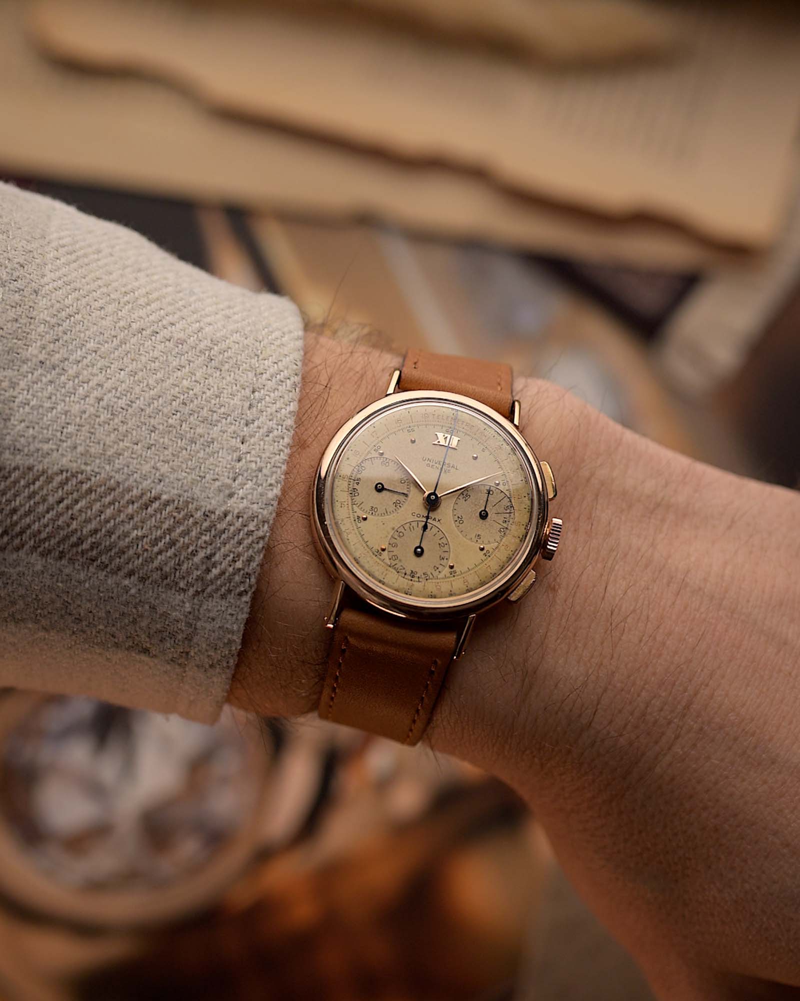 Universal Geneve 12557 Compax Vintage Watch 18k Rose Gold – GOLDAMMER