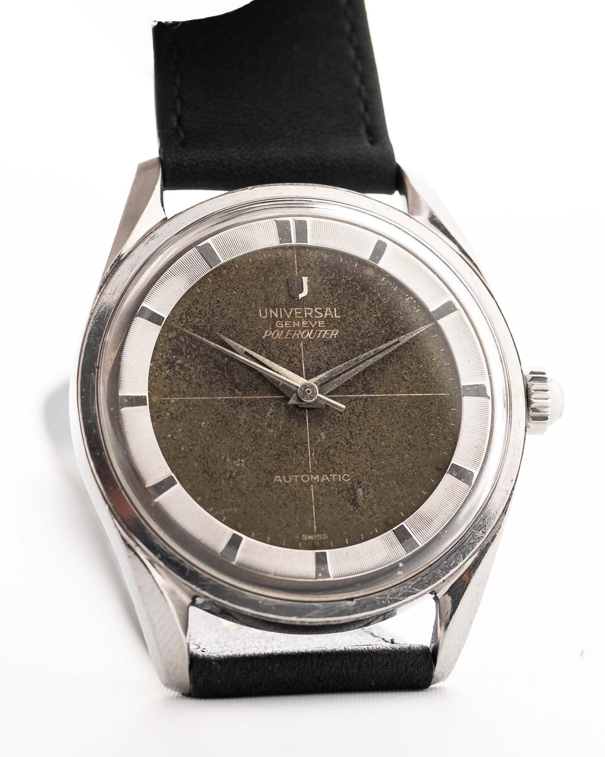 Universal Genève 20368 Polerouter Ref 20368 from the 1960s. 34mm in Stainless Steel, Automatic microtor movement, Original black dial with patina and Leather Strap.