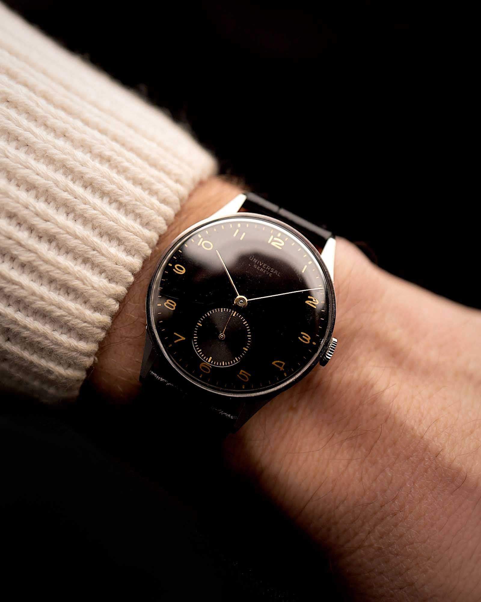 Universal Geneve 21246 Gilt Sub Second | 1941 Vintage Watch
