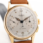 Vintage Universal Geneve 5166 Uni Compax 18k gold 1950 silver vertical brushed dial closeup