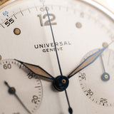 Universal Geneve 5166 Uni Compax 18k gold 1950 silver vertical brushed dial closeup