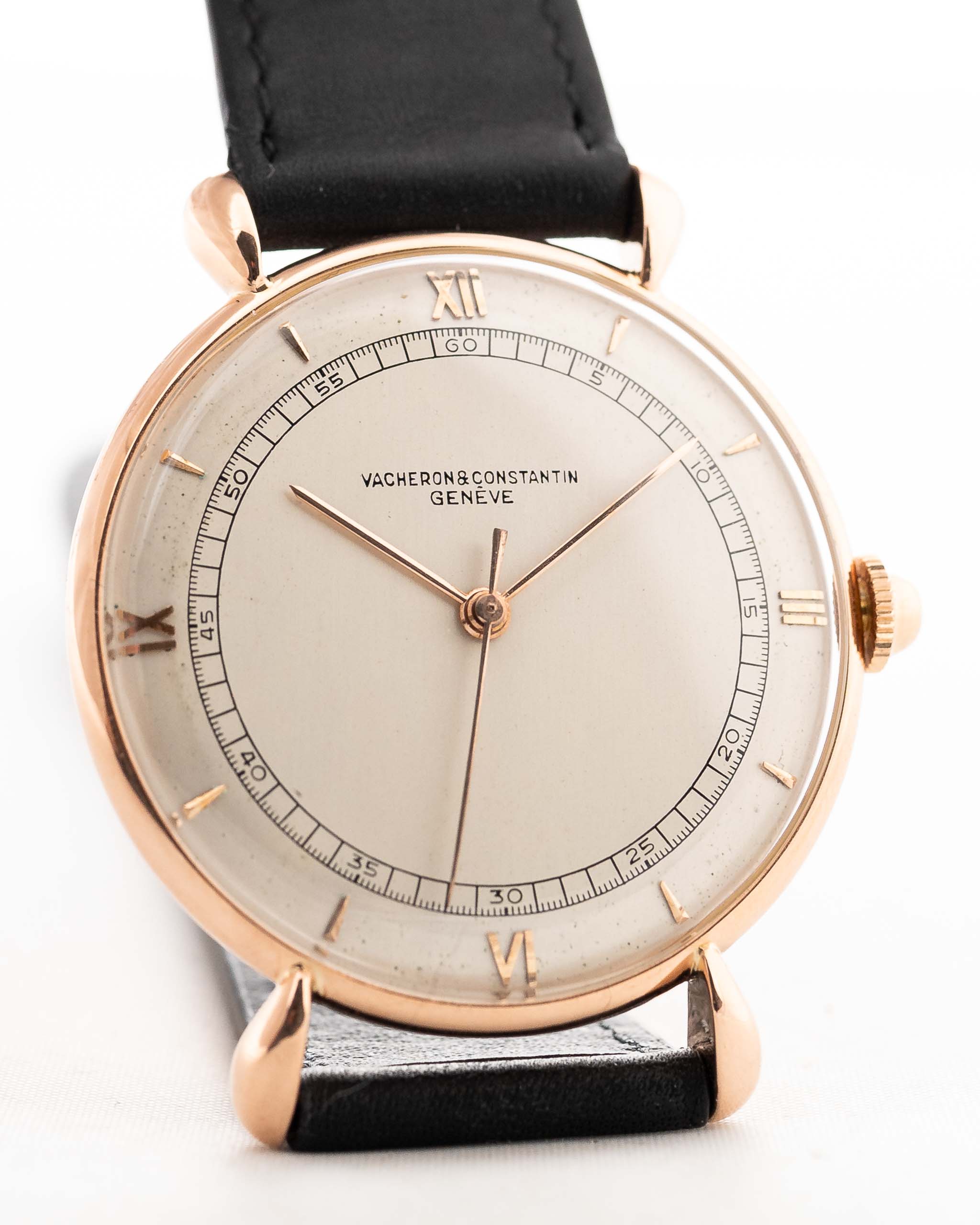 Vintage Cacheron Constantin watch - Vacheron Constantin 18k Rose Gold Teardrop Railroad 1940s white/silver colored dial closeup