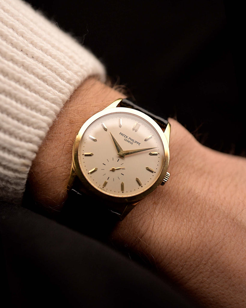 Vintage Patek Philippe watch 5096 Calatrava 1990s, 33mm 18k yellow gold case, manual wind, original silver dial, leather strap, video