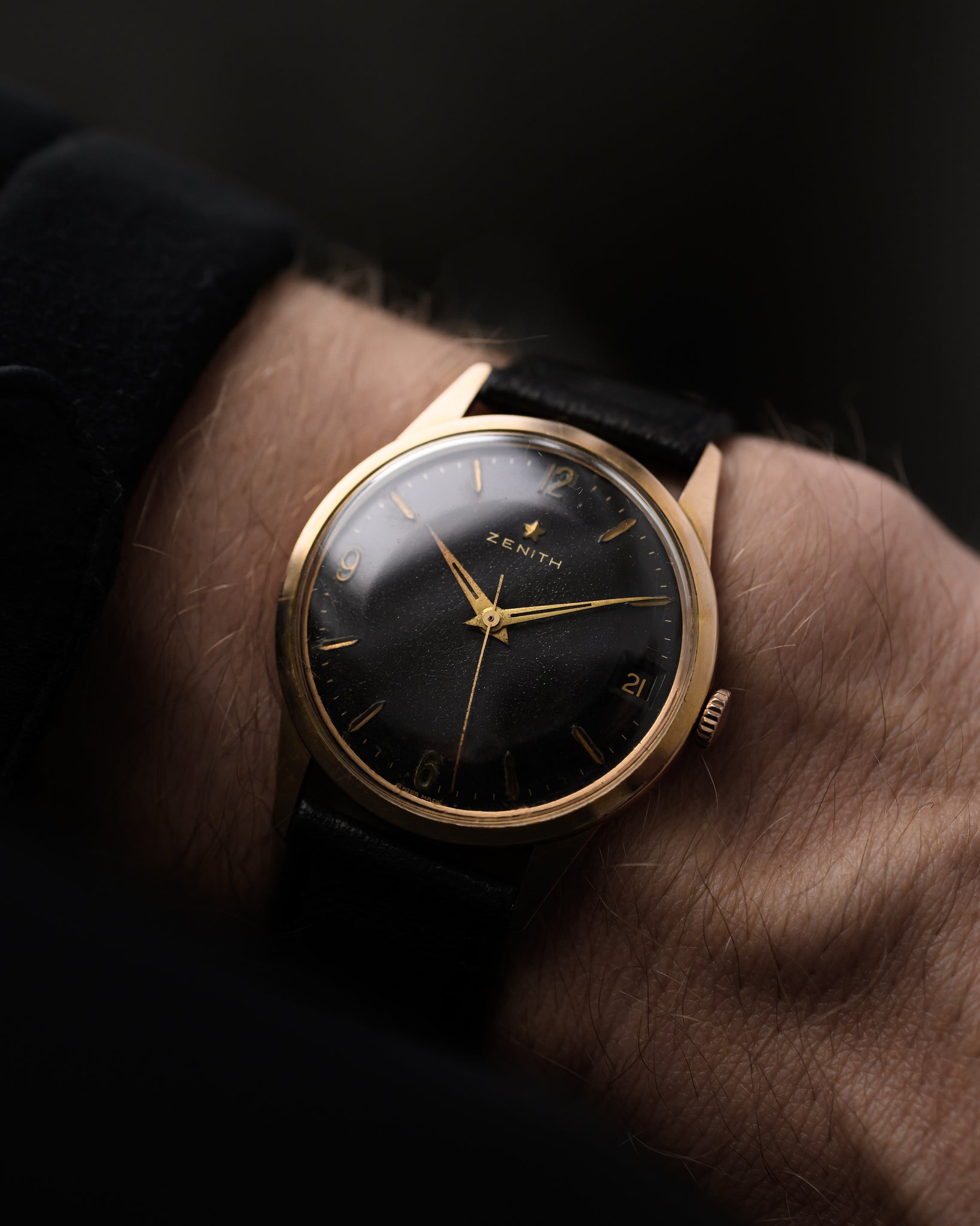 Zenith Dress Black 18k Date 1961